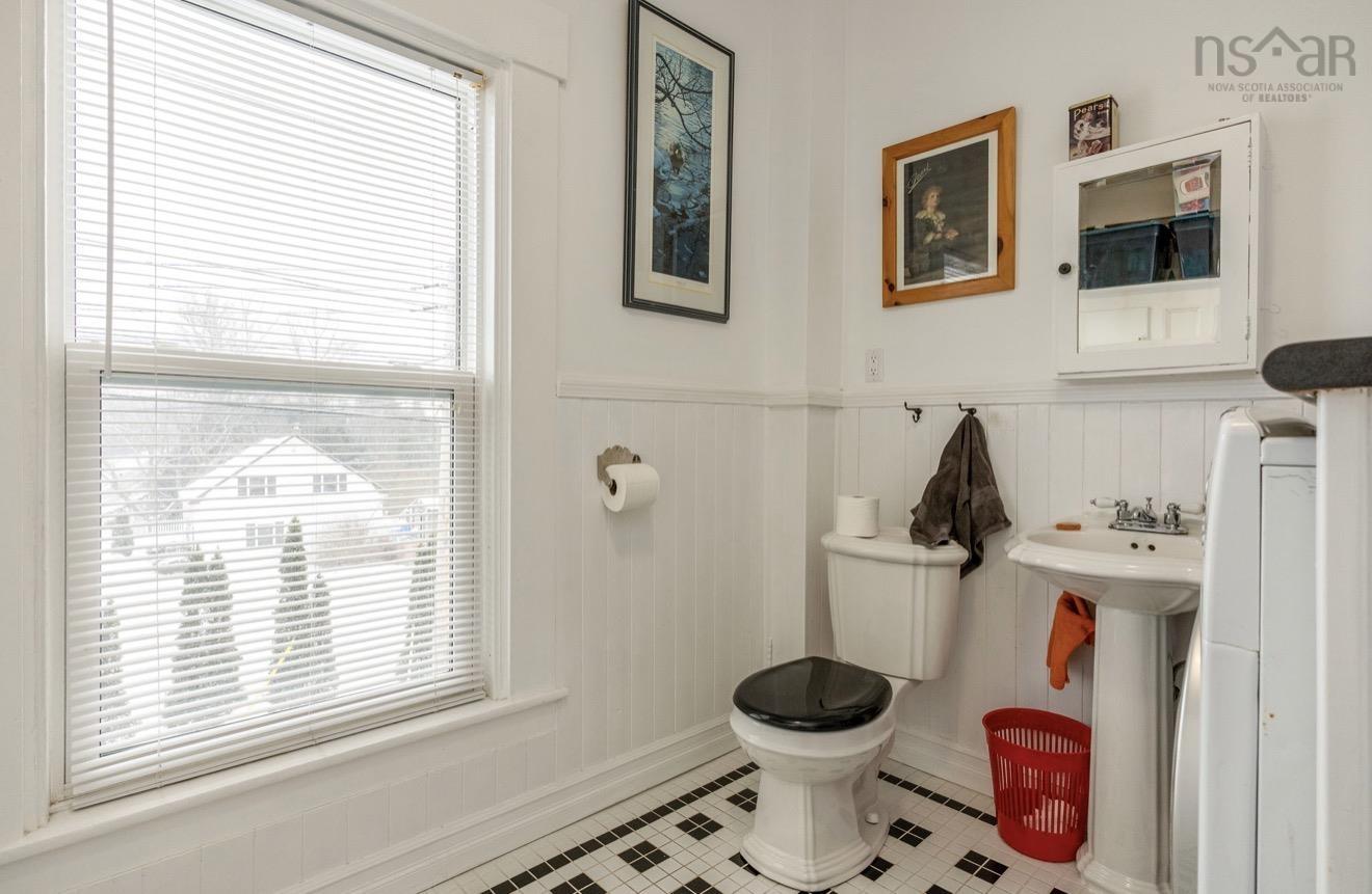 $669,000.00: 10352 1 Highway, Paradise