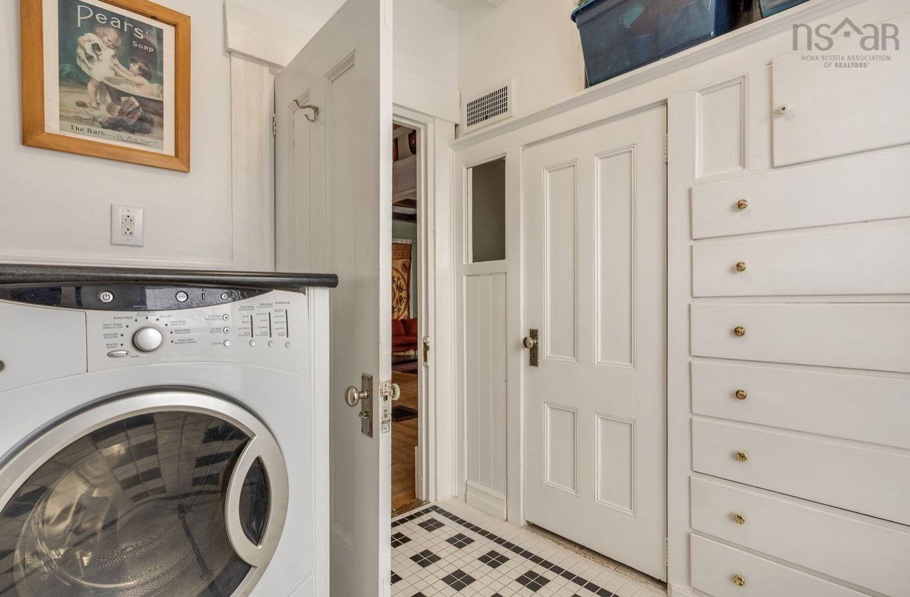 $669,000.00: 10352 1 Highway, Paradise