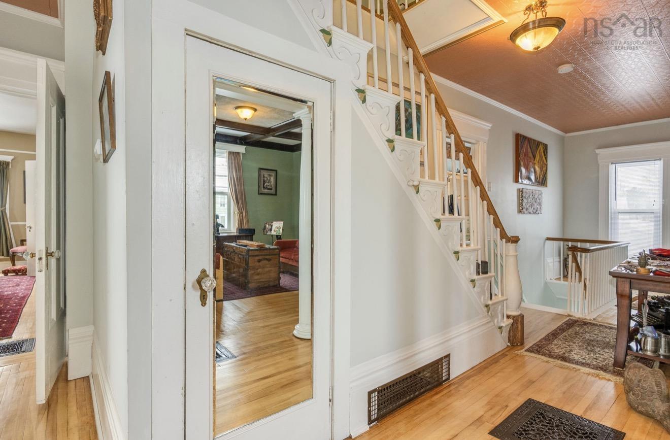 $669,000.00: 10352 1 Highway, Paradise