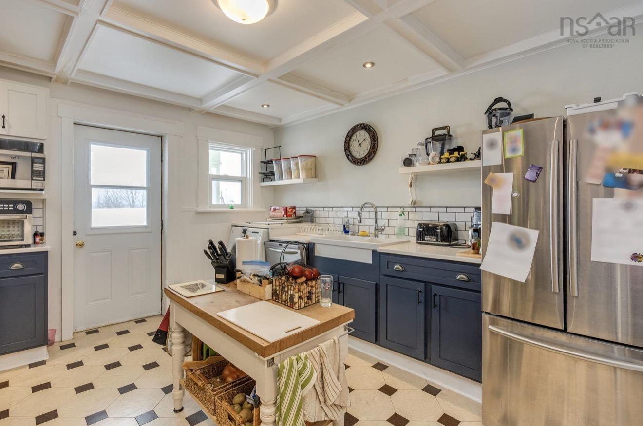 $669,000.00: 10352 1 Highway, Paradise