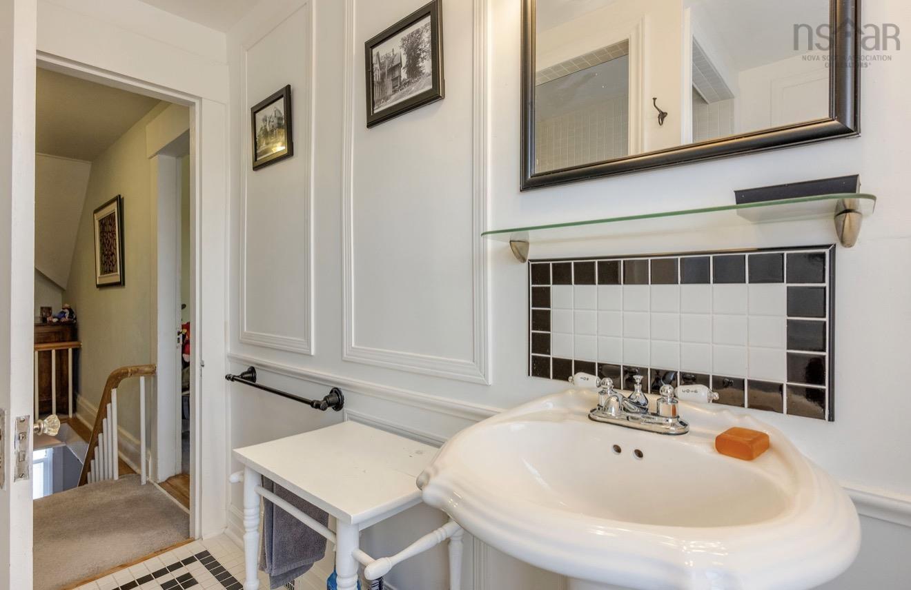 $669,000.00: 10352 1 Highway, Paradise