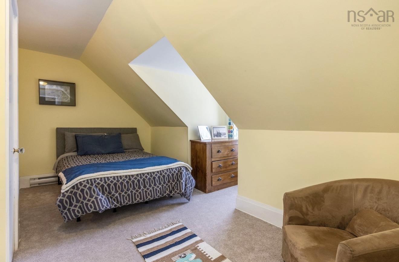 $669,000.00: 10352 1 Highway, Paradise