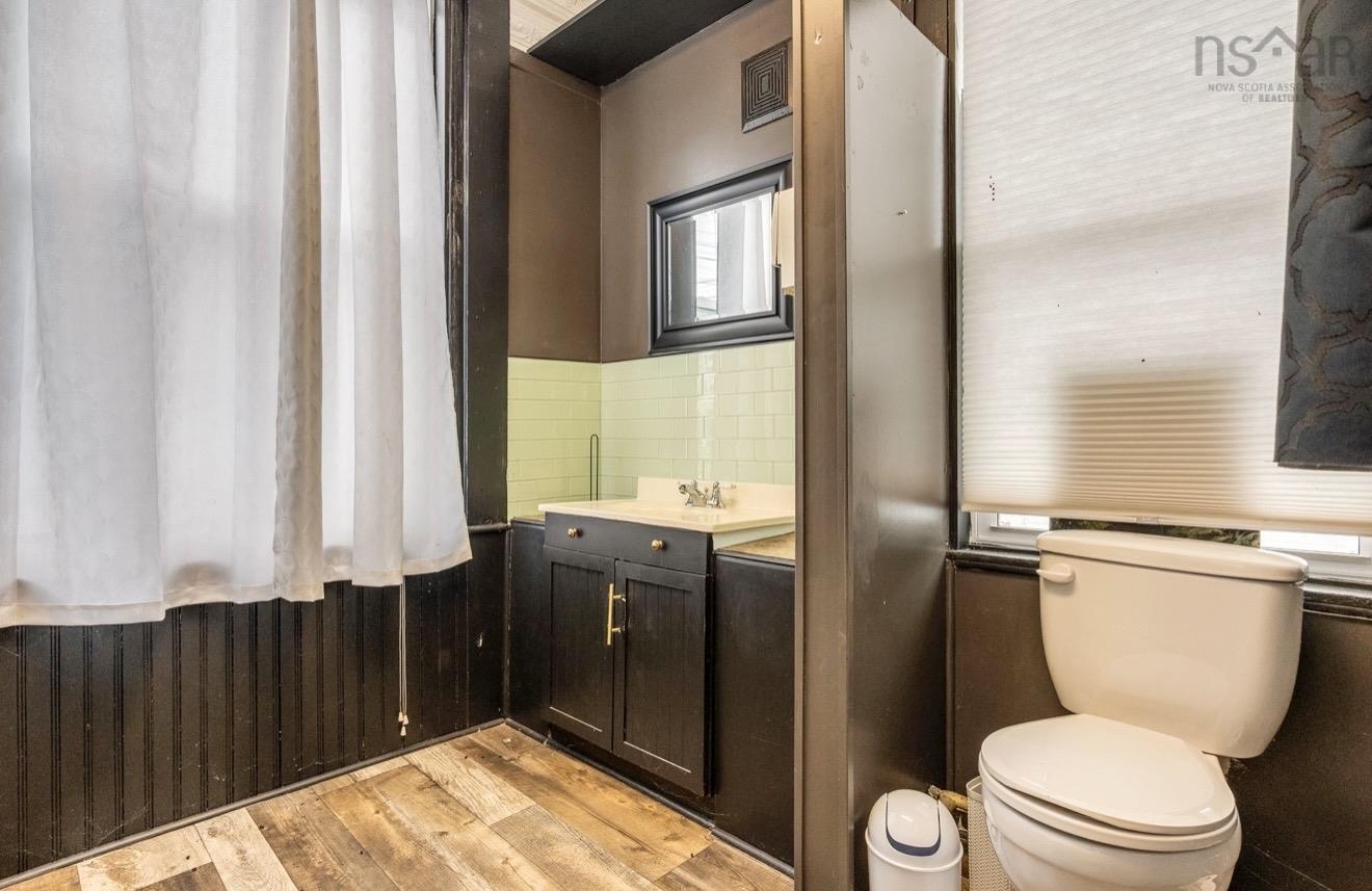 $669,000.00: 10352 1 Highway, Paradise