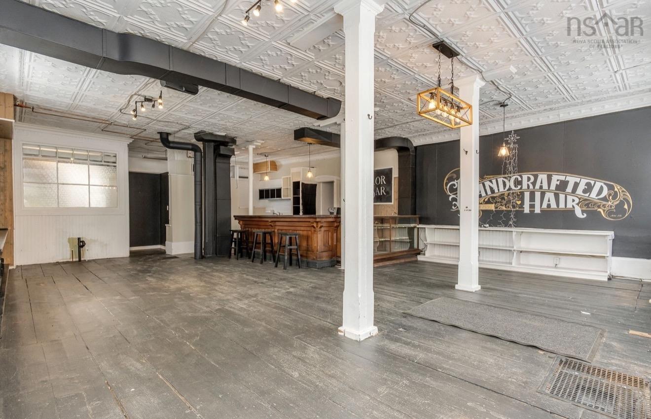 $669,000.00: 10352 1 Highway, Paradise