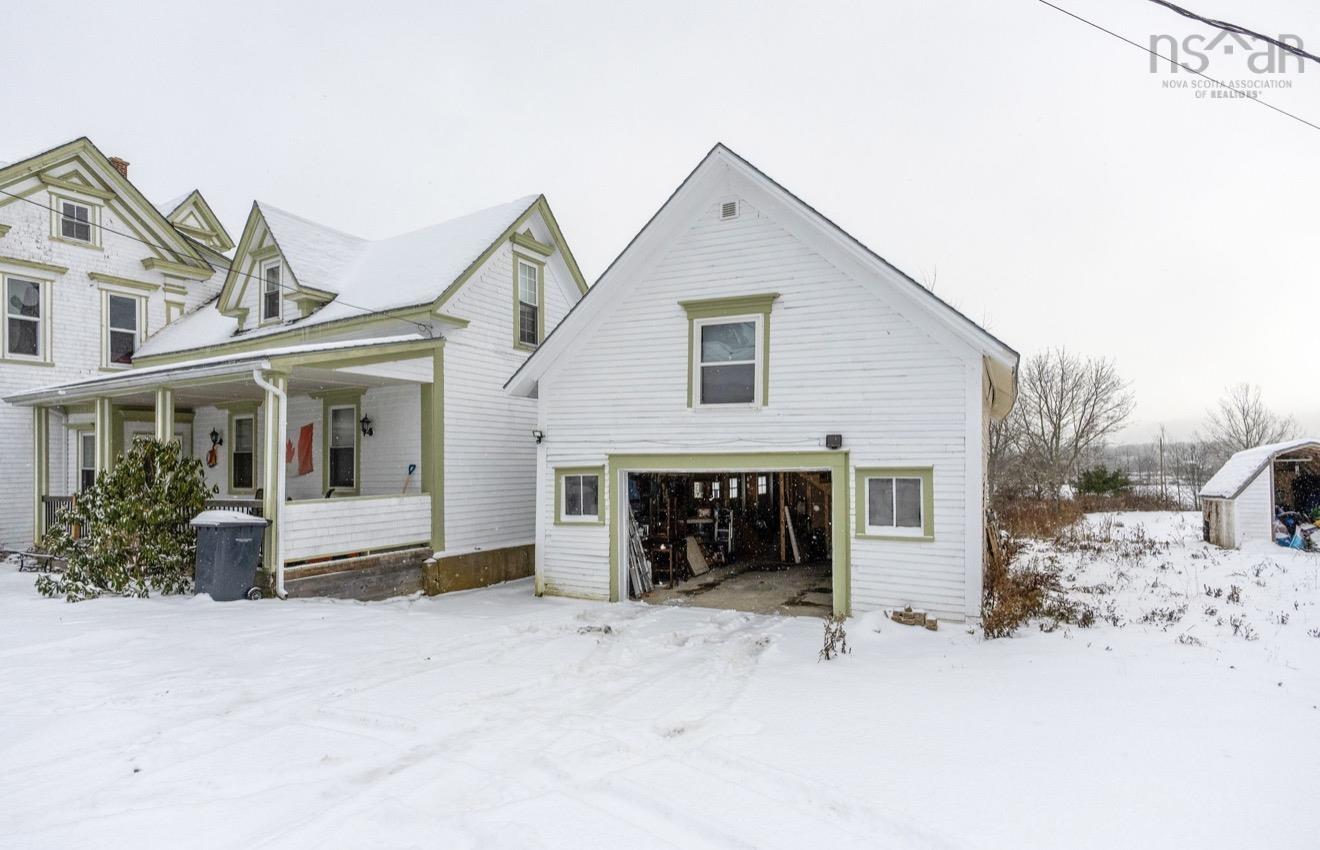 $669,000.00: 10352 1 Highway, Paradise