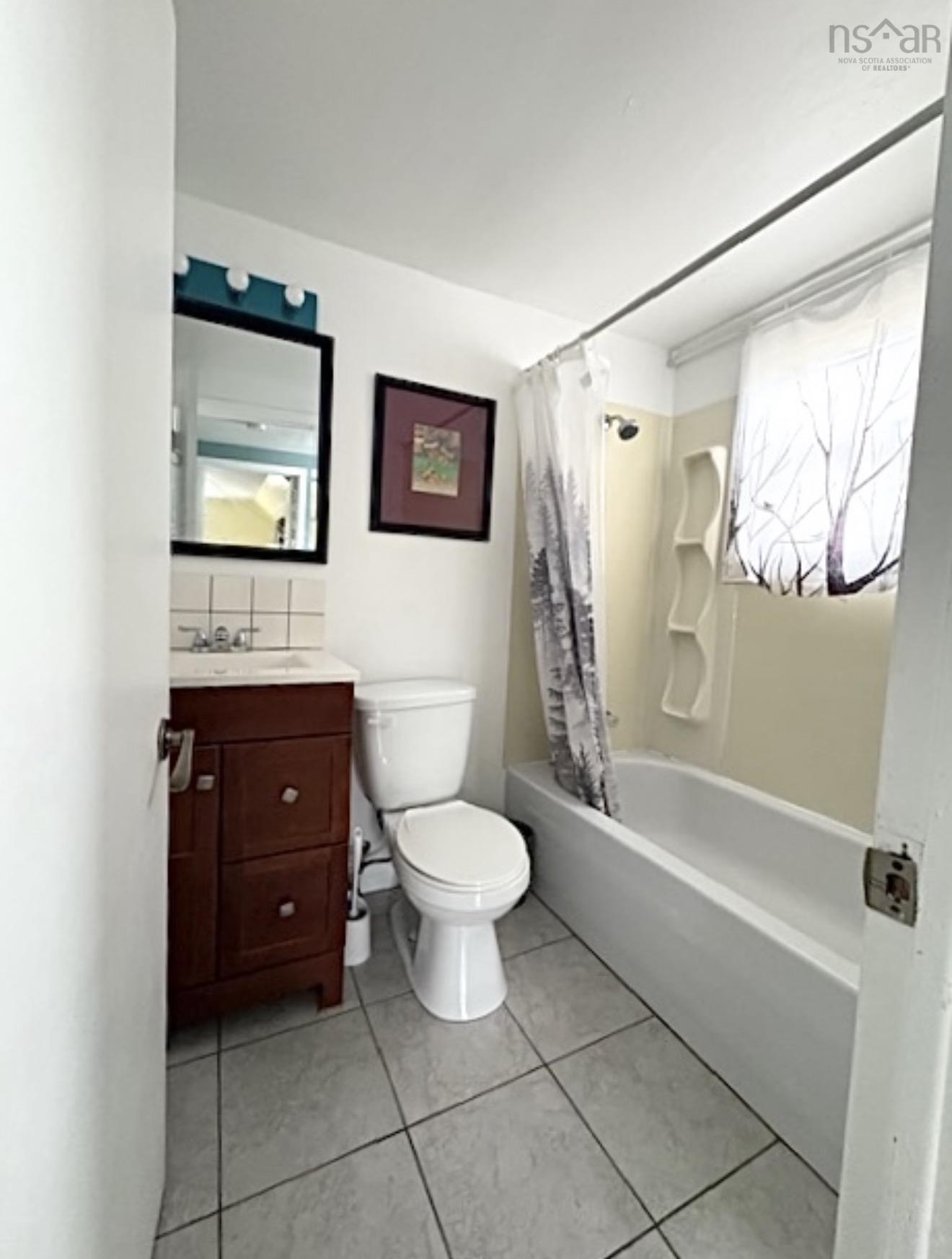 $669,000.00: 10352 1 Highway, Paradise