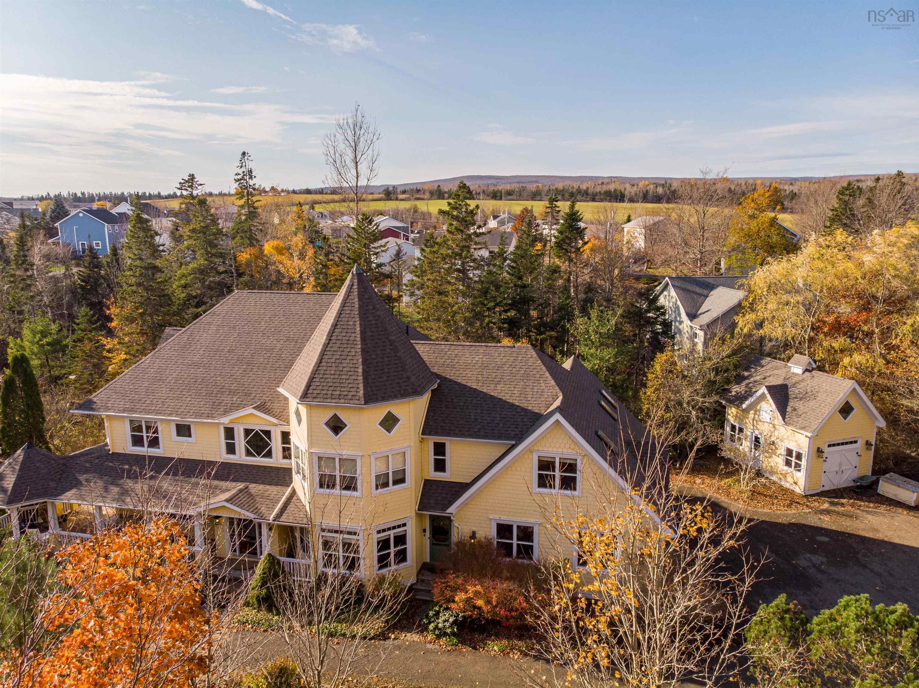 $1,050,000.00: 17 NICHOLSON COURT, Antigonish