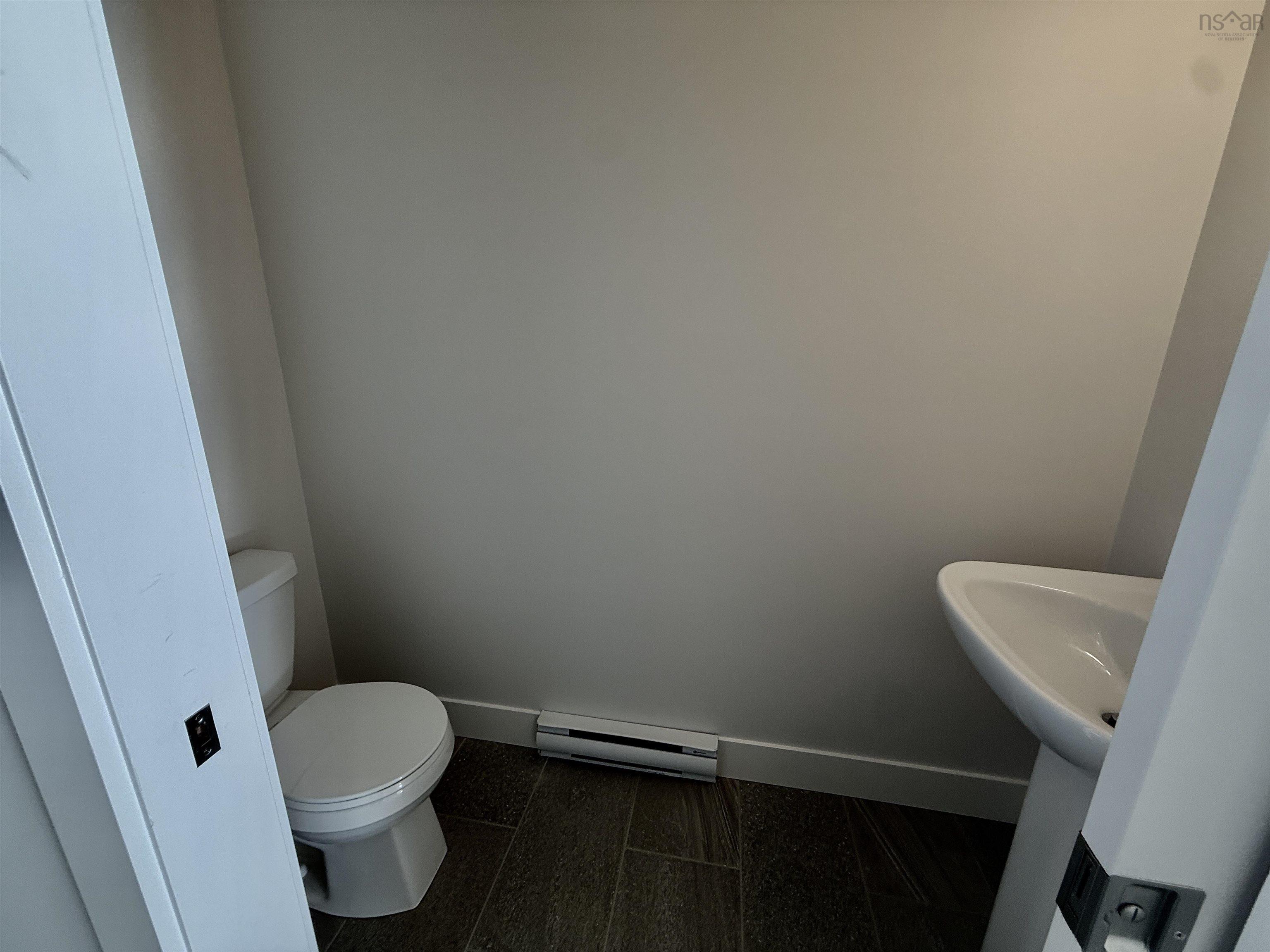 $699,994.00: 15 Brick Lane, Halifax