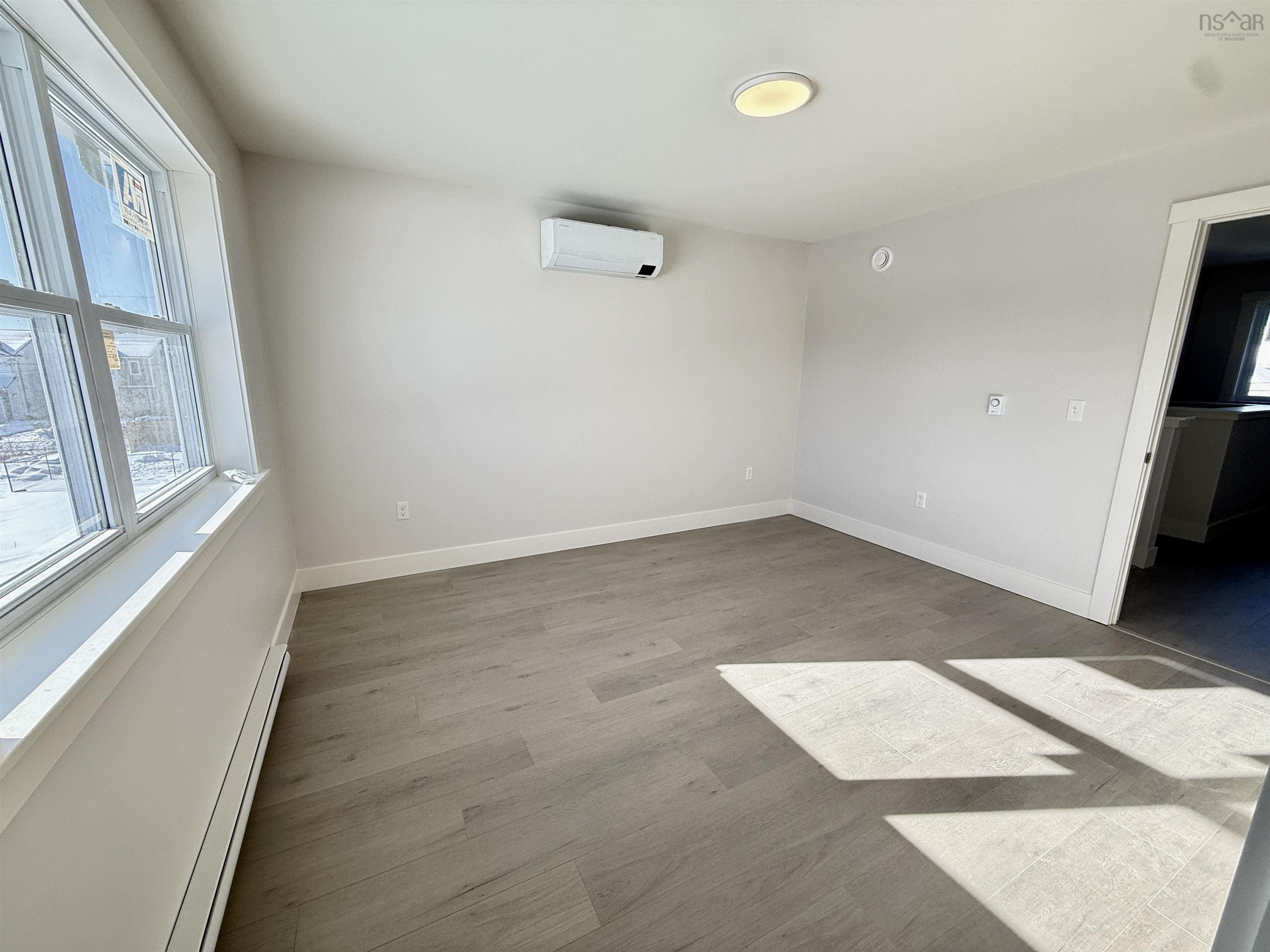 $699,994.00: 15 Brick Lane, Halifax