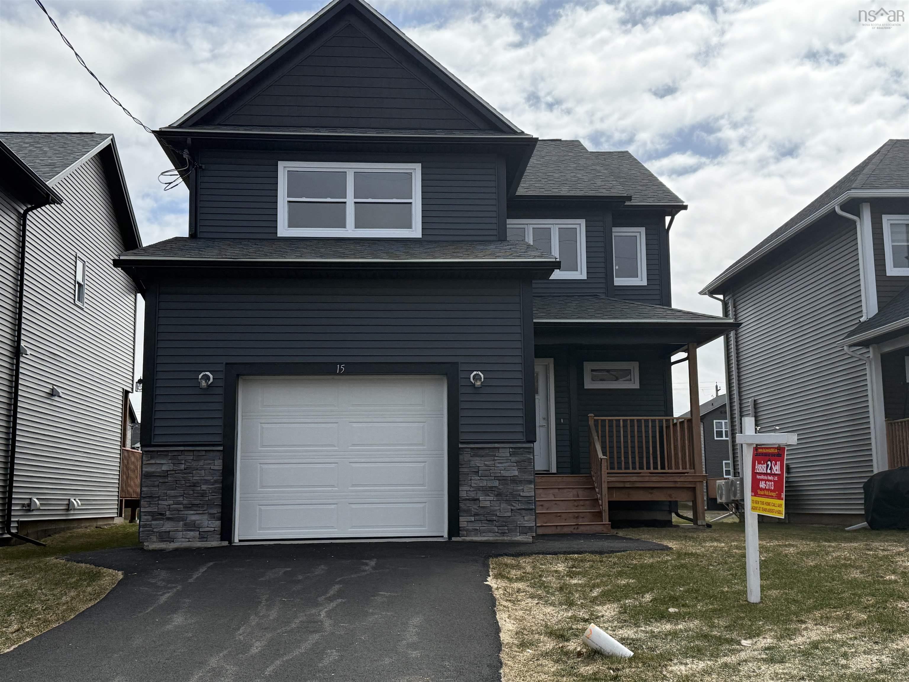 $699,994.00: 15 Brick Lane, Halifax