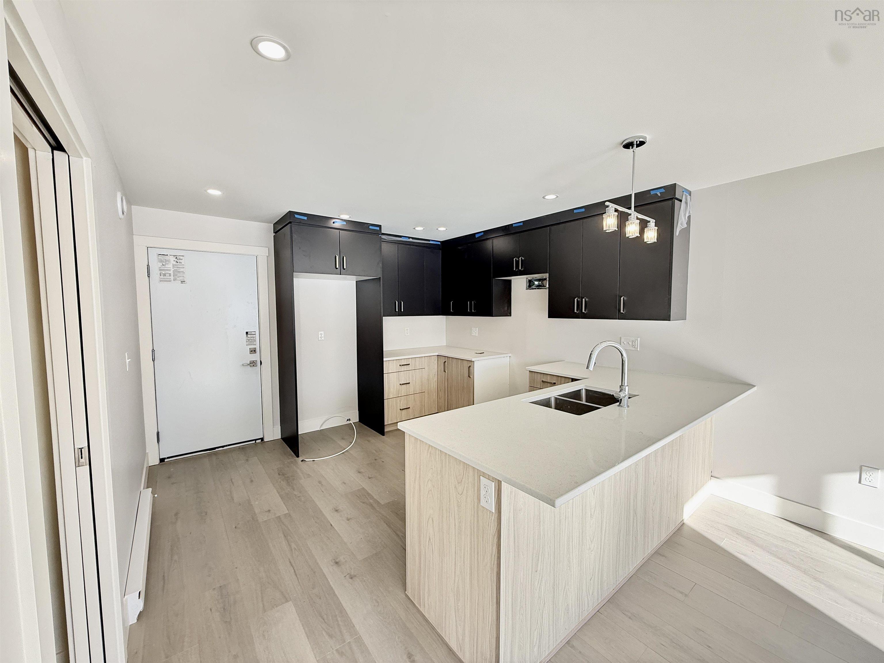 $699,994.00: 15 Brick Lane, Halifax