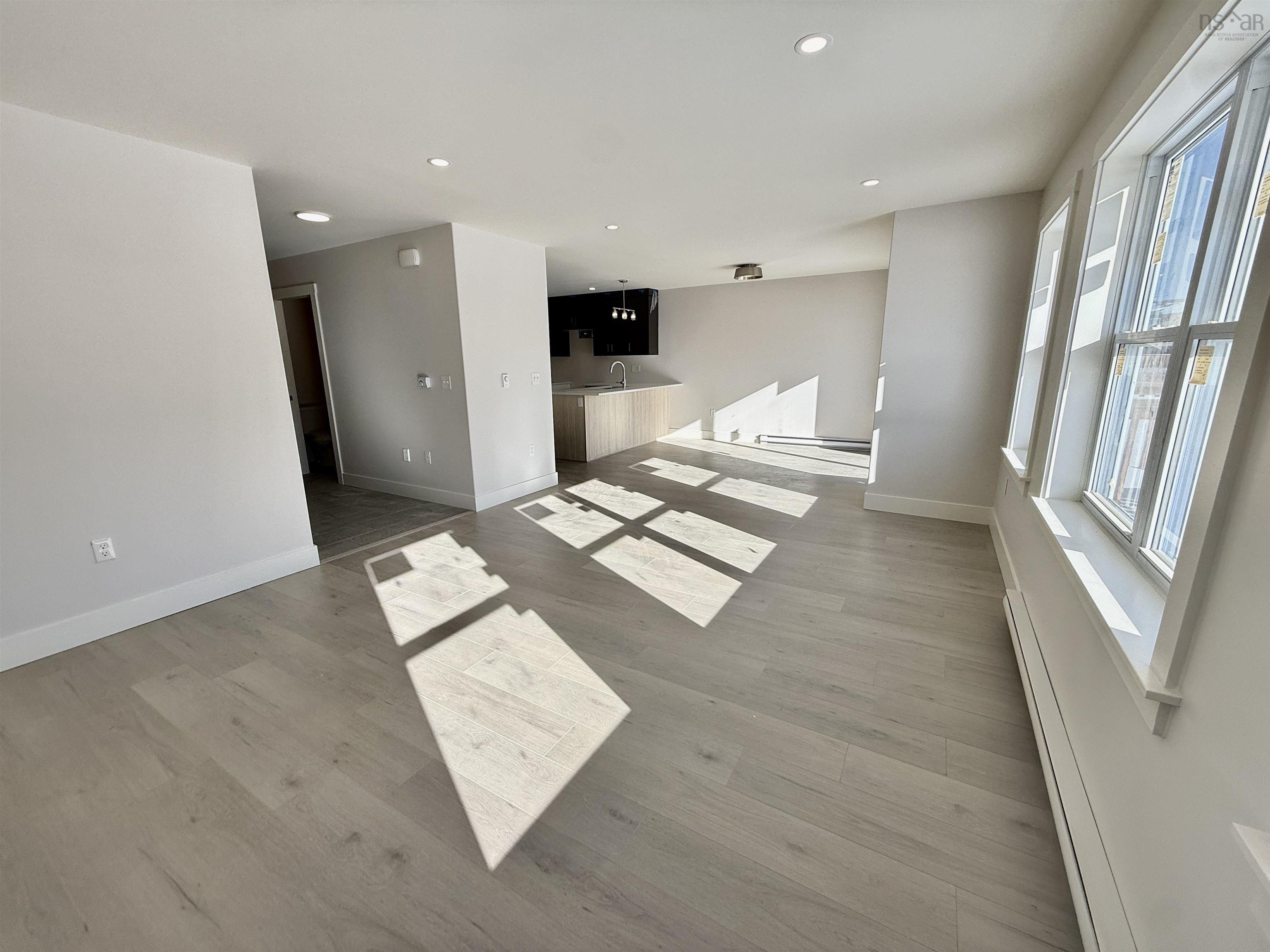 $699,994.00: 15 Brick Lane, Halifax