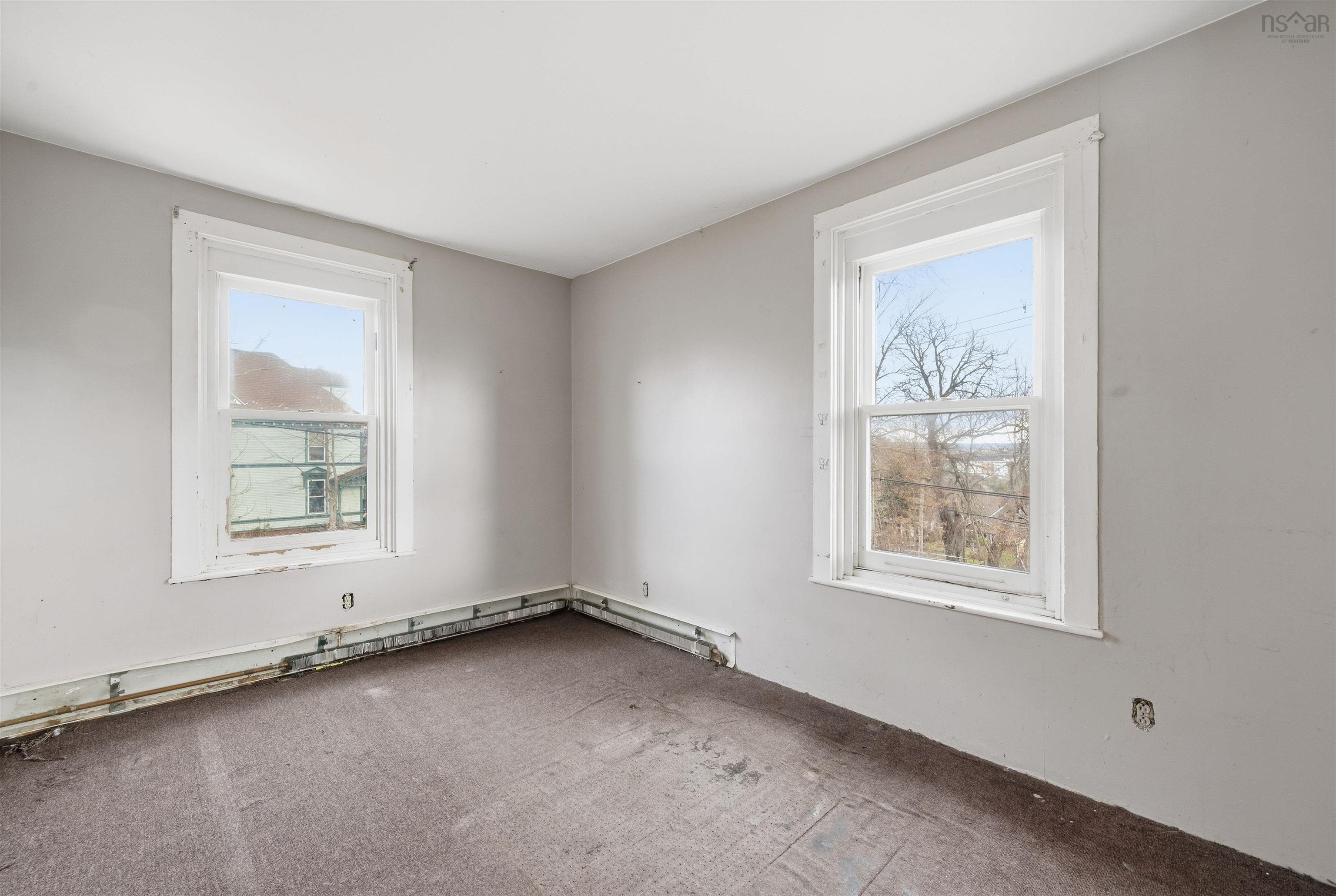 $255,000.00: 544 Wilson Street, Windsor