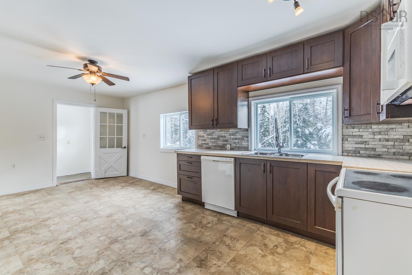 $229,000.00: 136 Kennedy Road, Brookfield