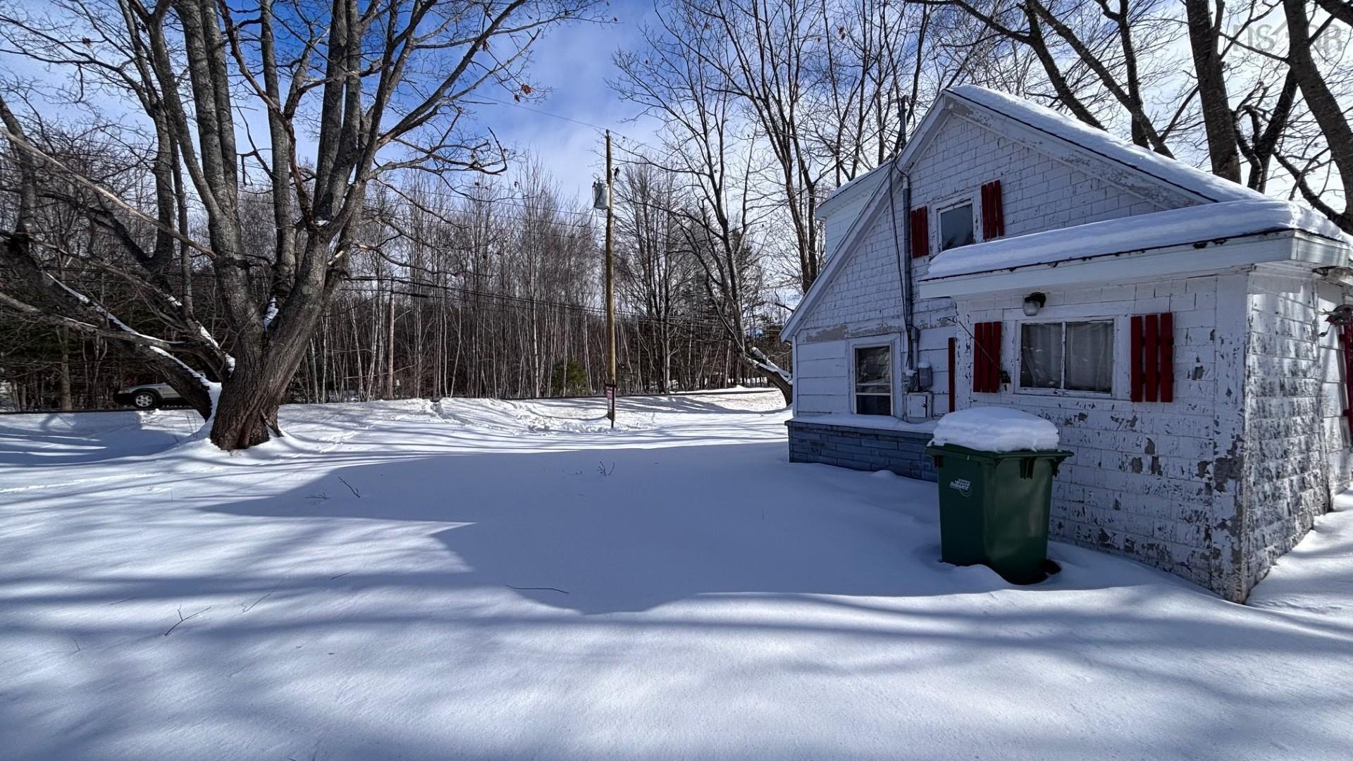 $112,500.00: 1299 359 Highway, Steam Mill