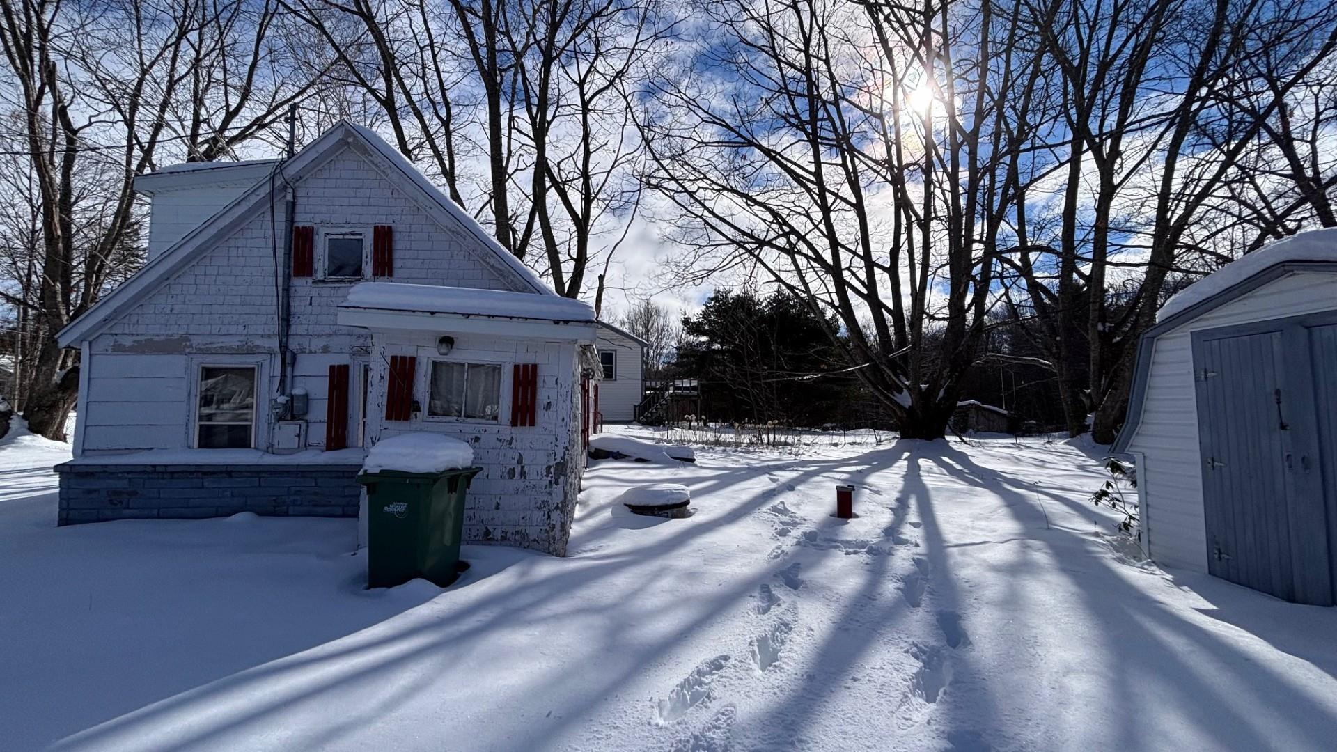 $112,500.00: 1299 359 Highway, Steam Mill