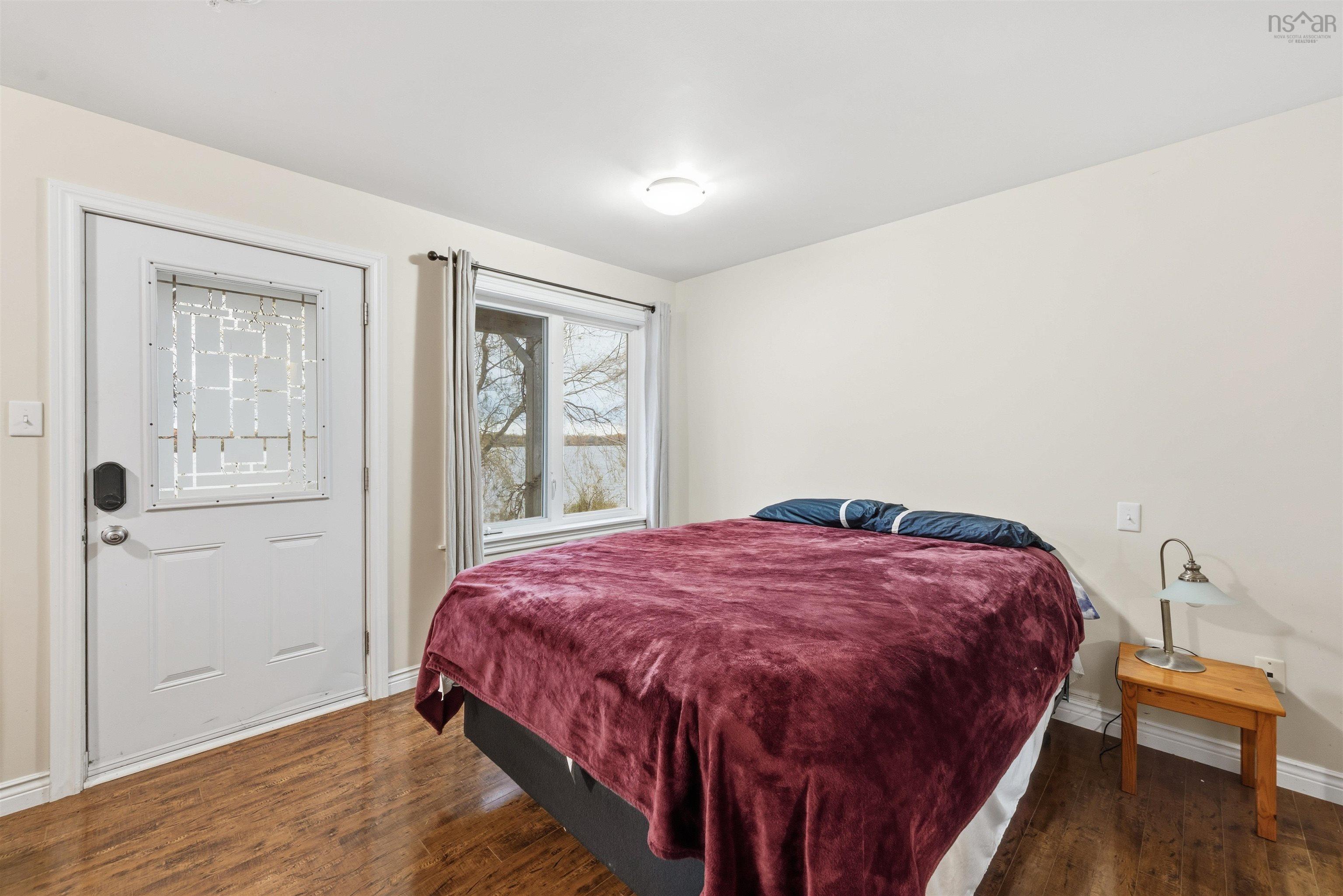 $995,000.00: 215 Cloverdale Drive, Martock