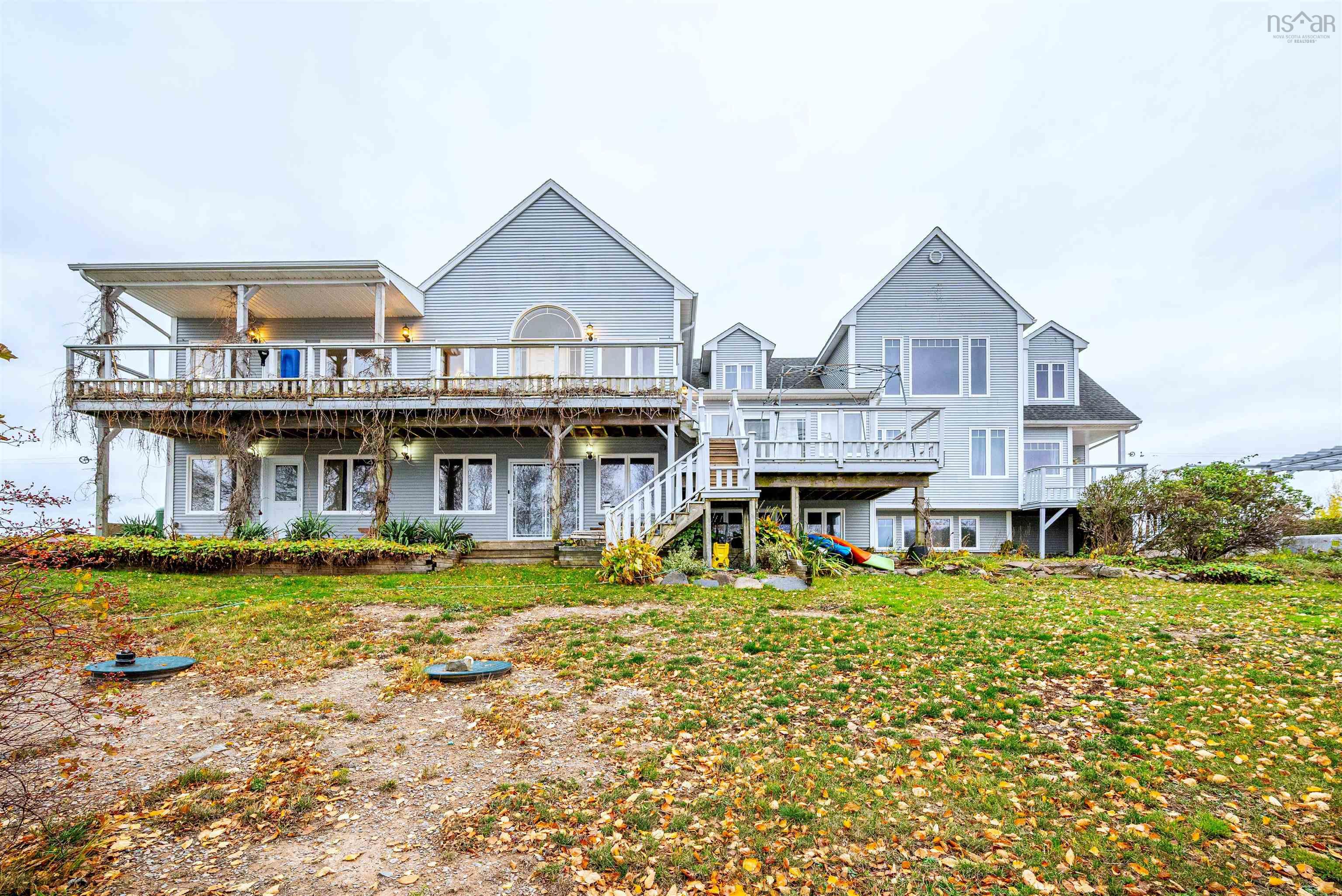 $995,000.00: 215 Cloverdale Drive, Martock