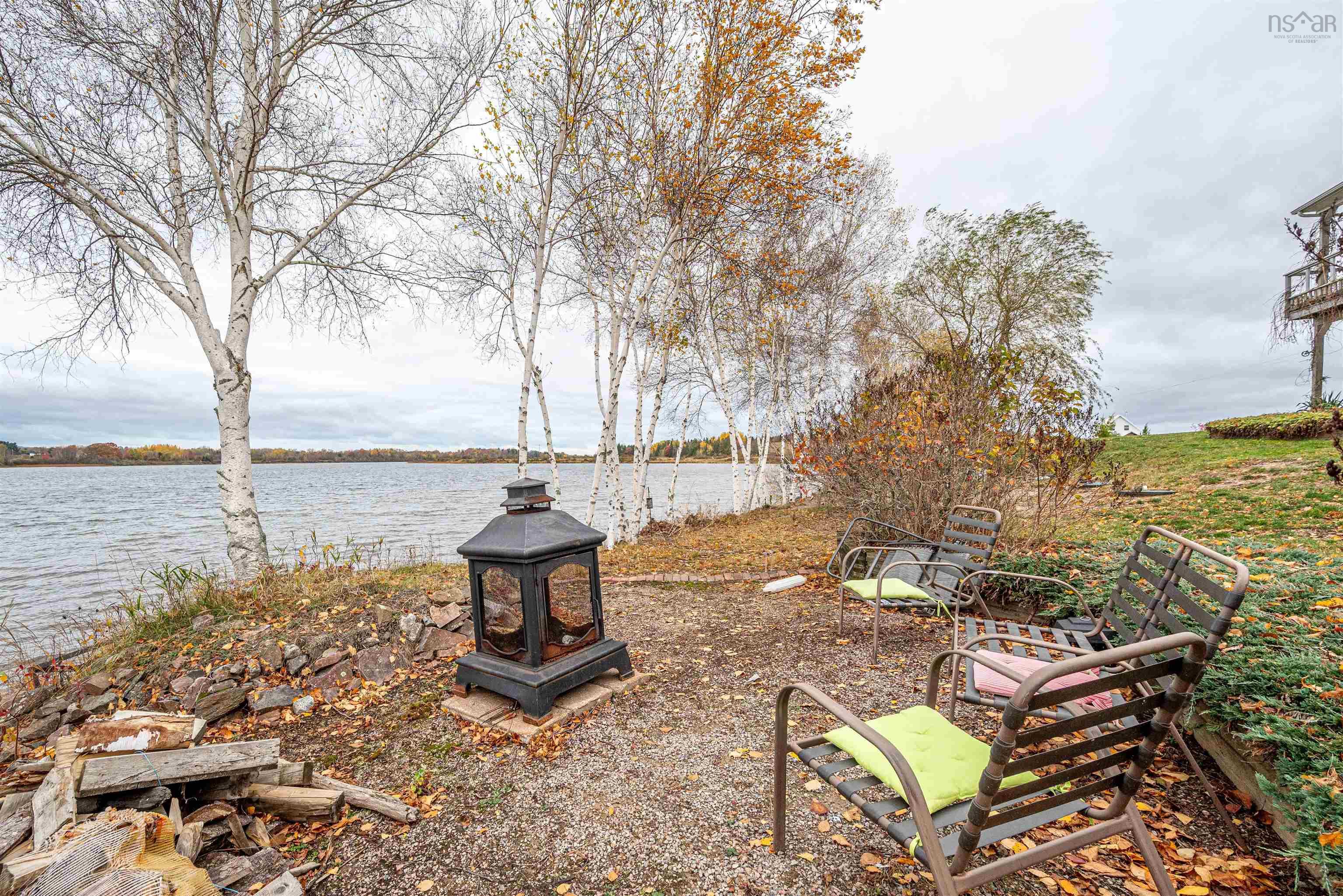 $995,000.00: 215 Cloverdale Drive, Martock