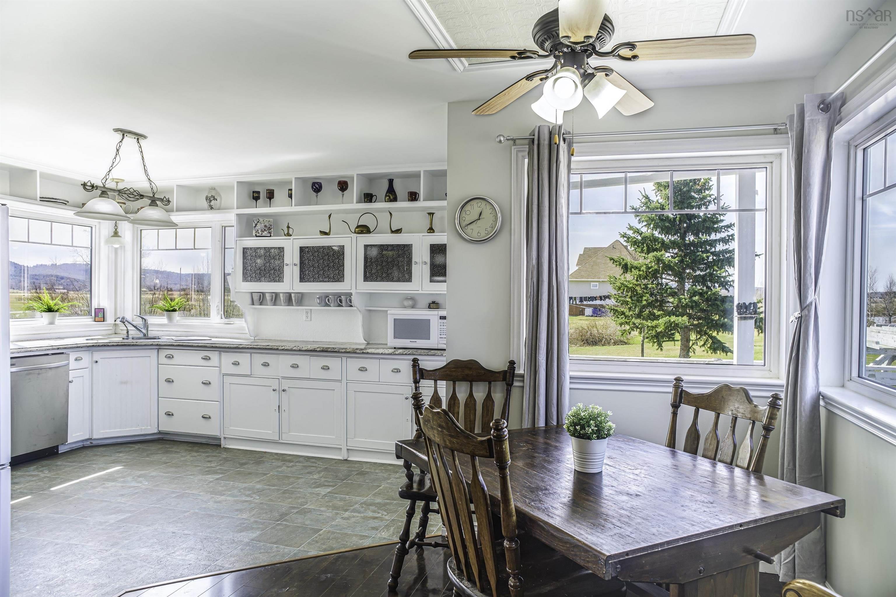 $995,000.00: 215 Cloverdale Drive, Martock