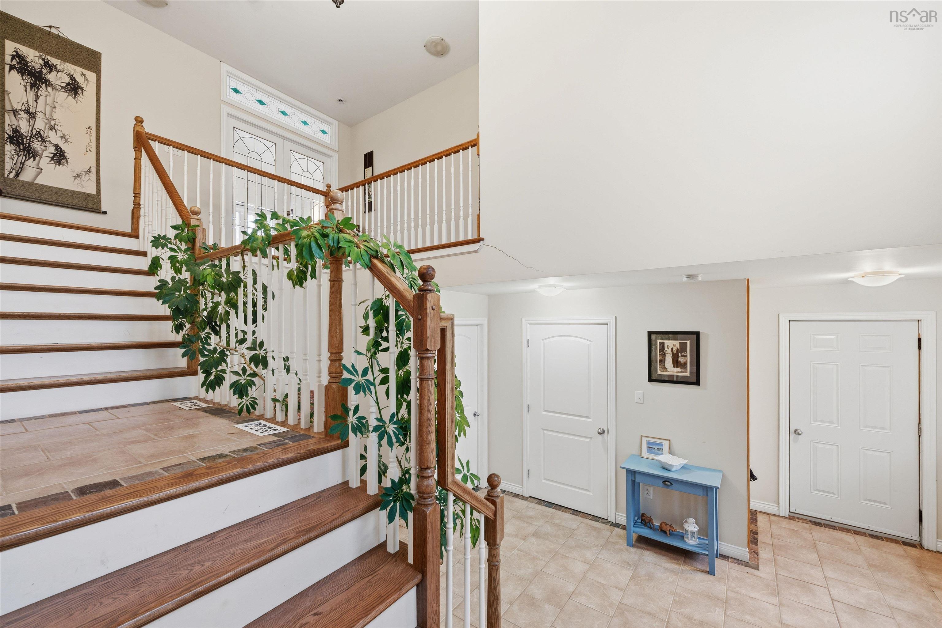 $995,000.00: 215 Cloverdale Drive, Martock