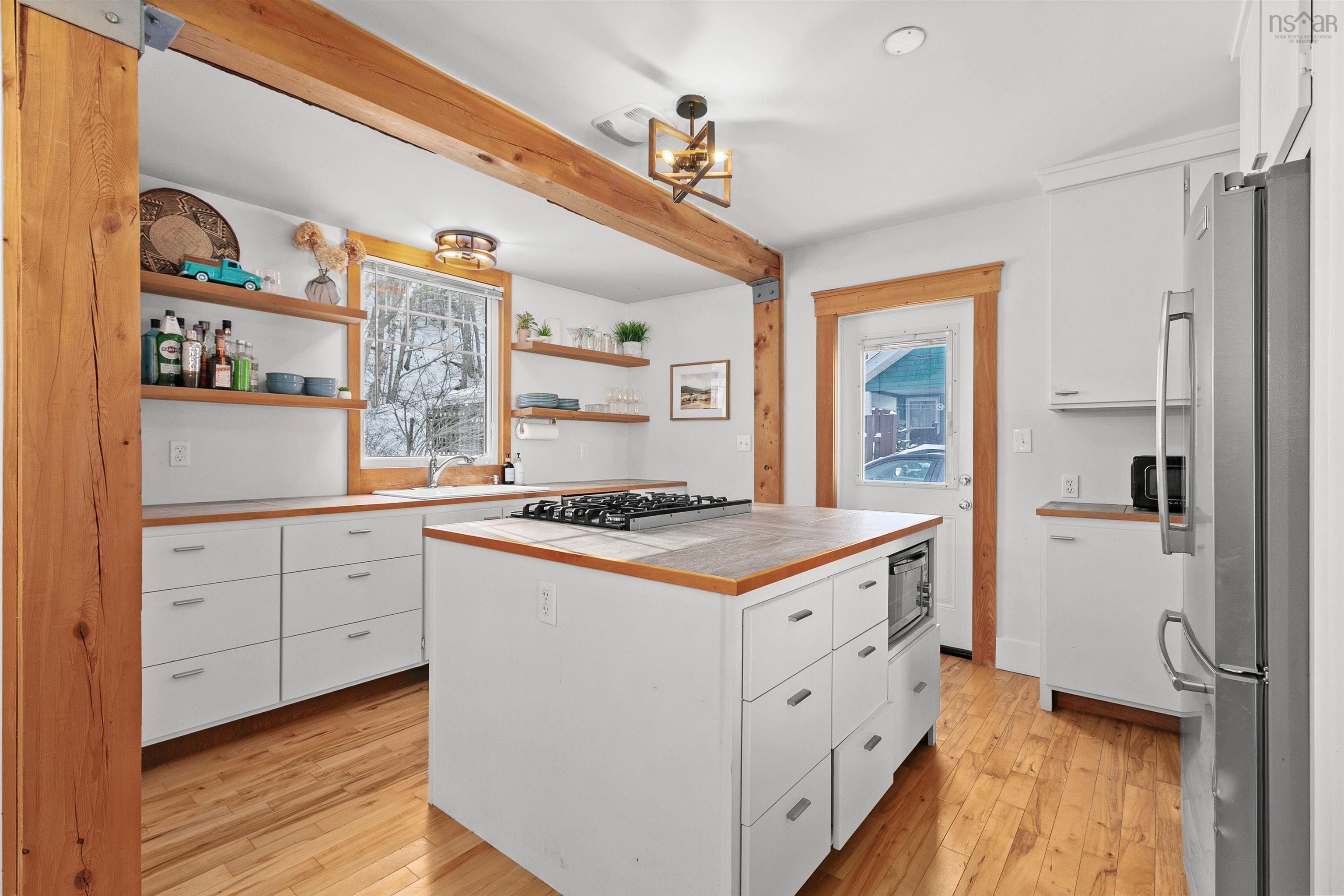 1233 Purcells Cove Road, Halifax, NS (MLS 202602005)