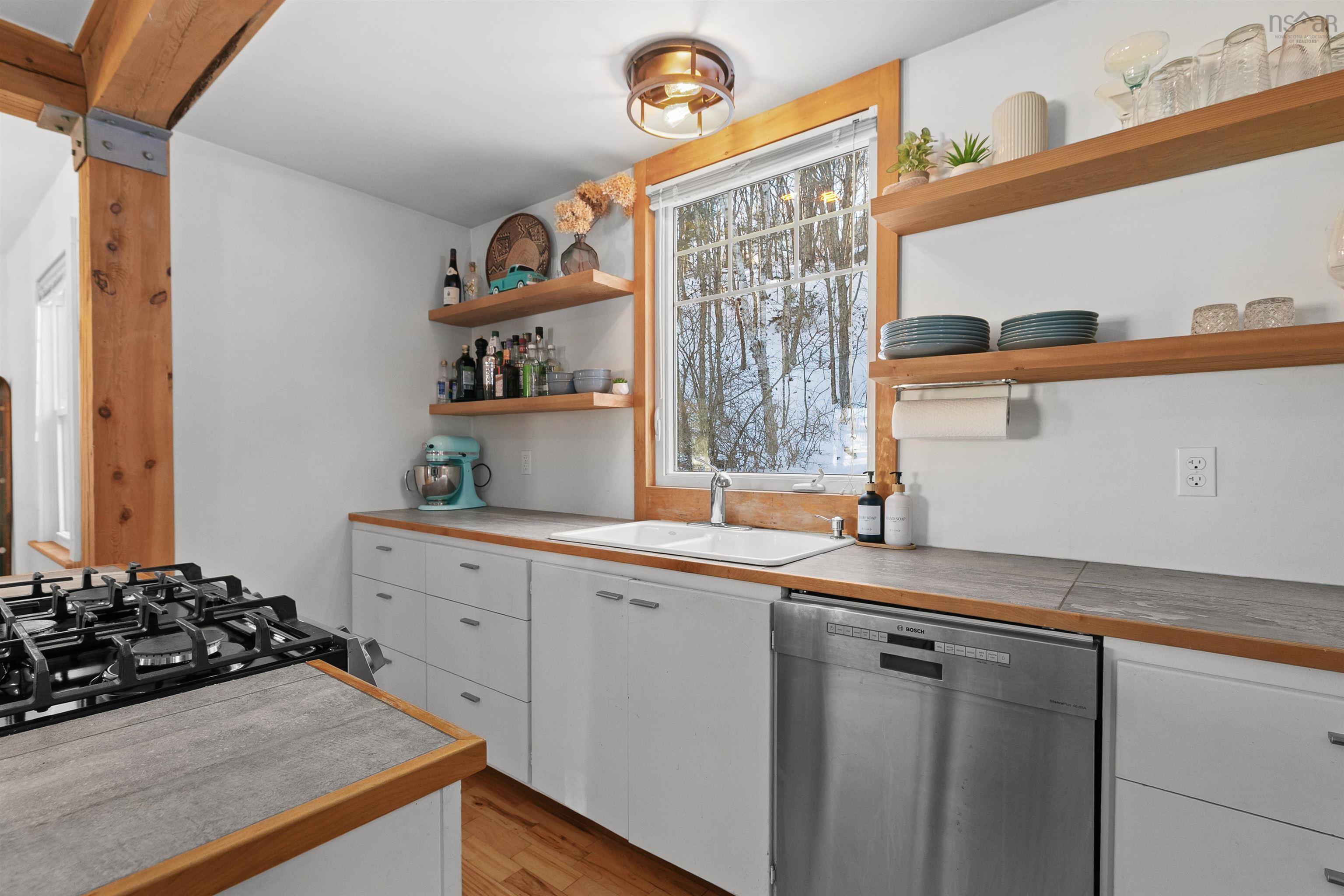 1233 Purcells Cove Road, Halifax, NS (MLS 202602005)