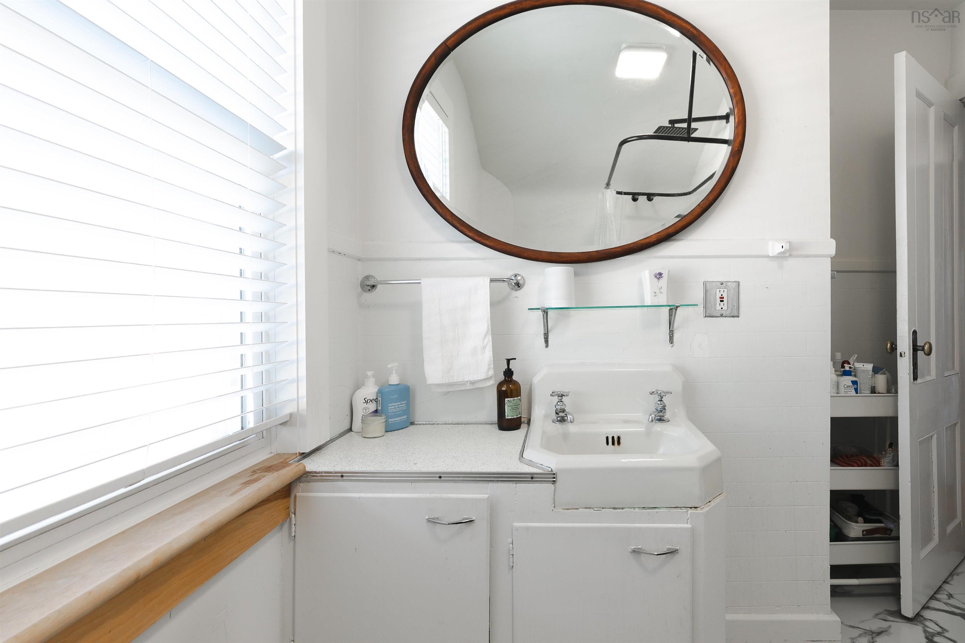 1233 Purcells Cove Road, Halifax, NS (MLS 202602005)