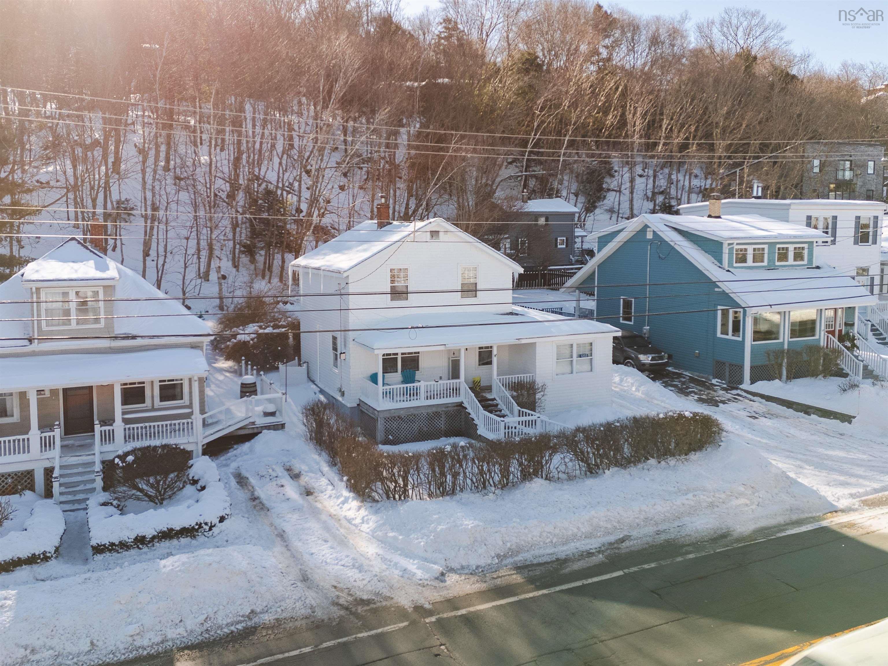 1233 Purcells Cove Road, Halifax, NS (MLS 202602005)