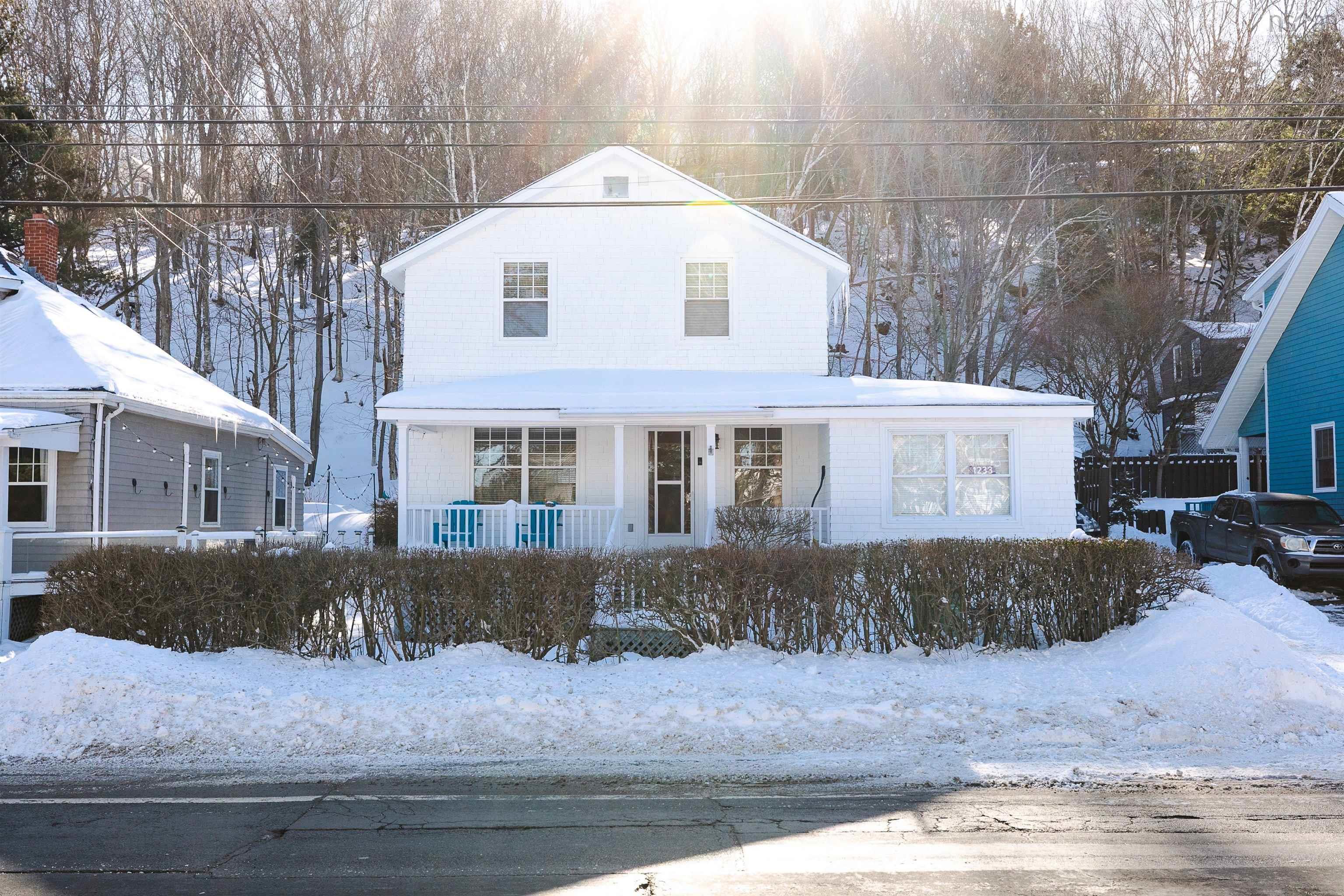 1233 Purcells Cove Road, Halifax, NS (MLS 202602005)