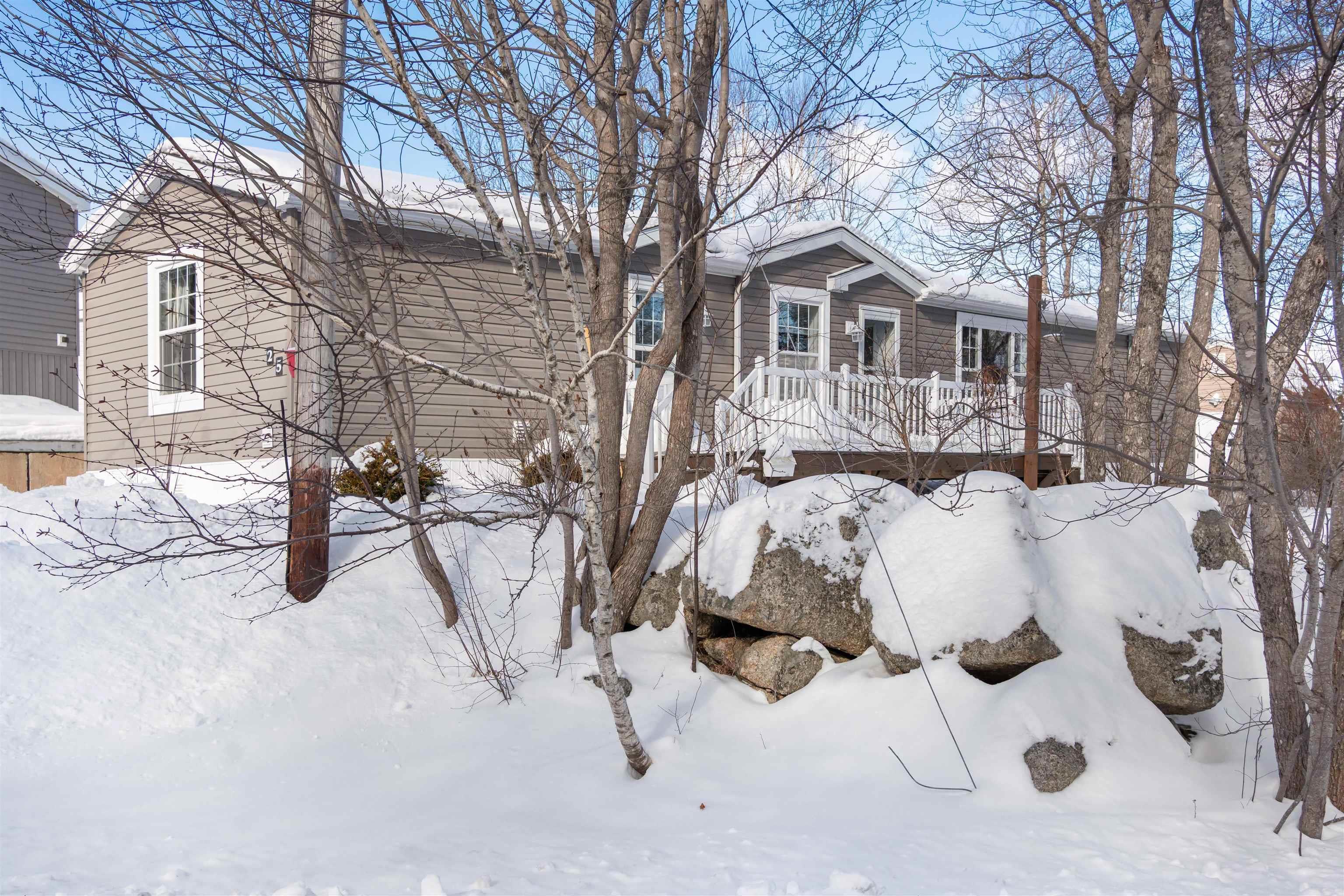 25 High Road, Lakeside, NS (MLS® 202602007) | Lakeside Real Estate | RE/MAX Halifax