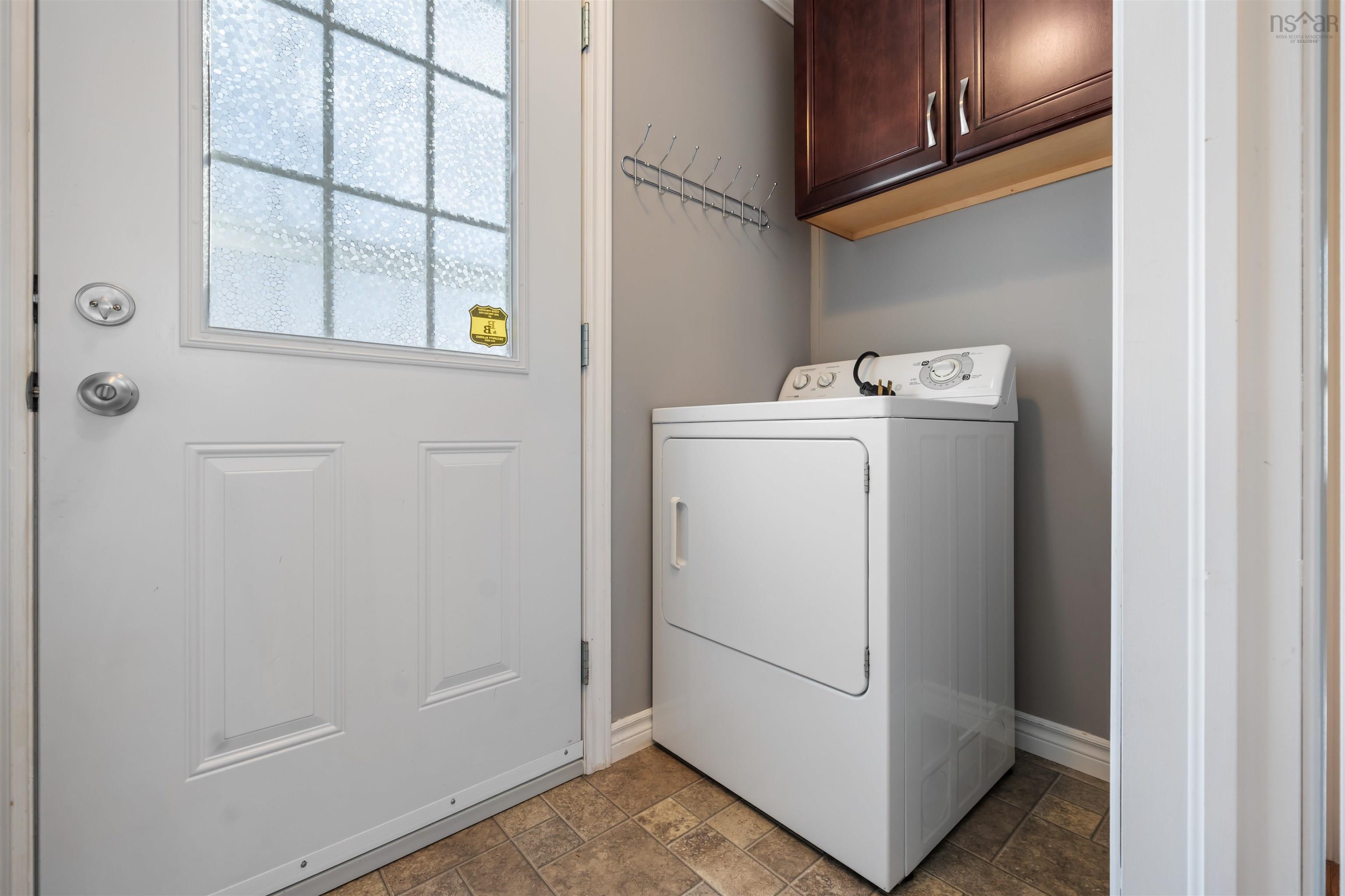 25 High Road, Lakeside, NS (MLS 202602007)