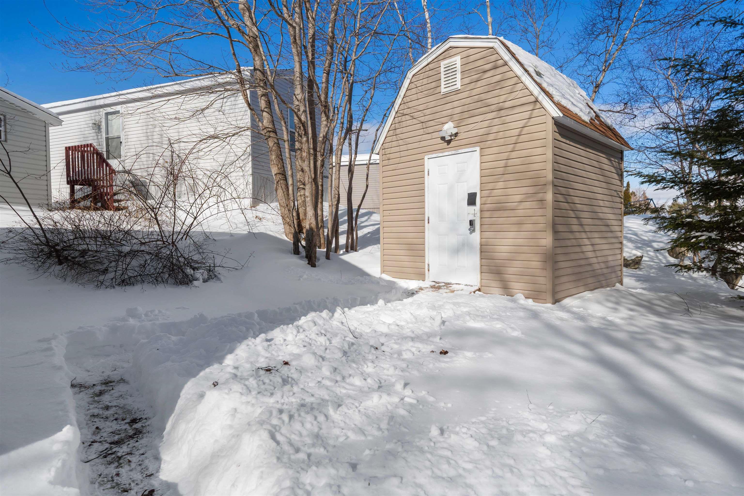 25 High Road, Lakeside, NS (MLS 202602007)