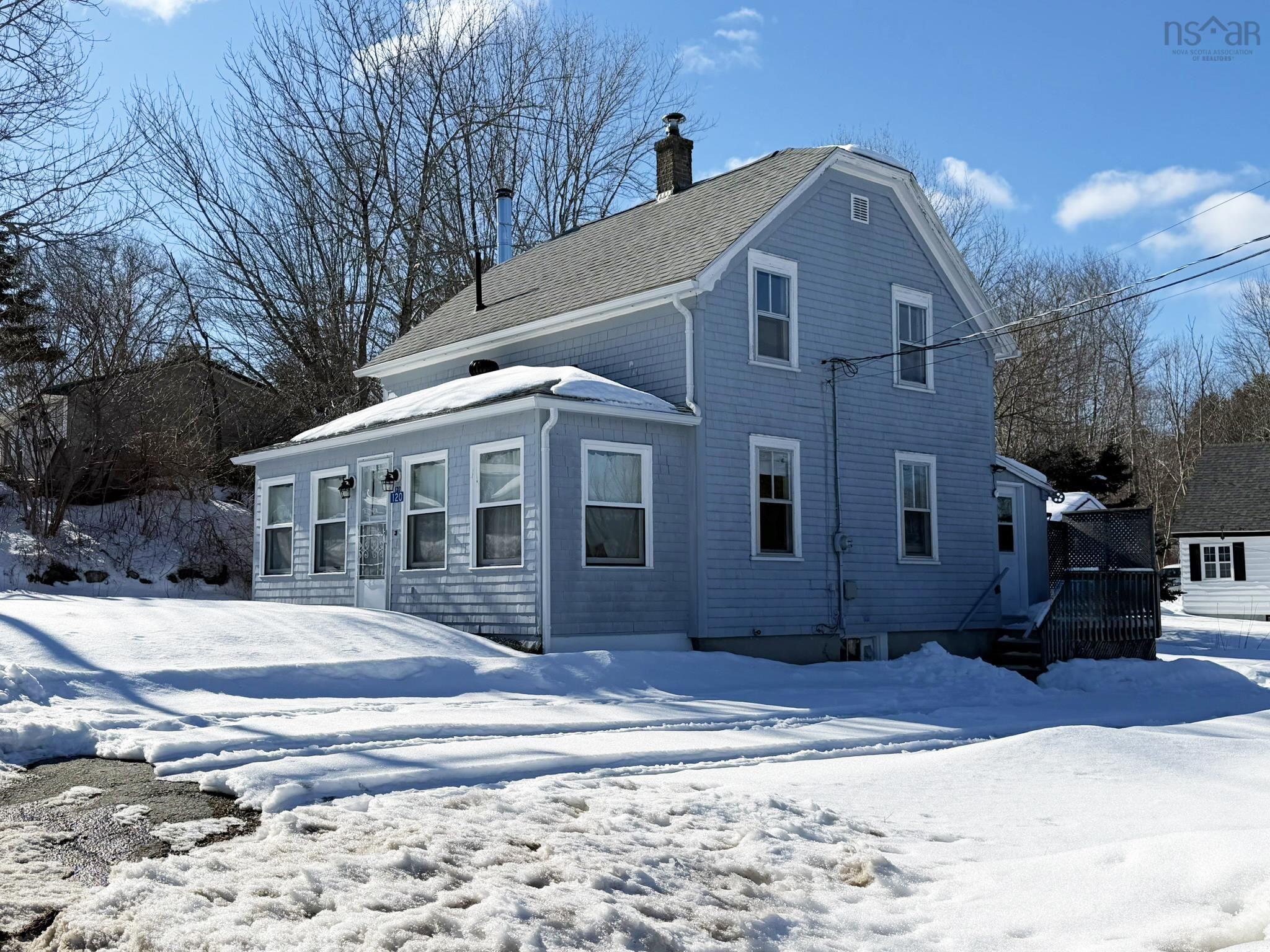 $299,900.00: 120 Old Port Mouton Road, Liverpool