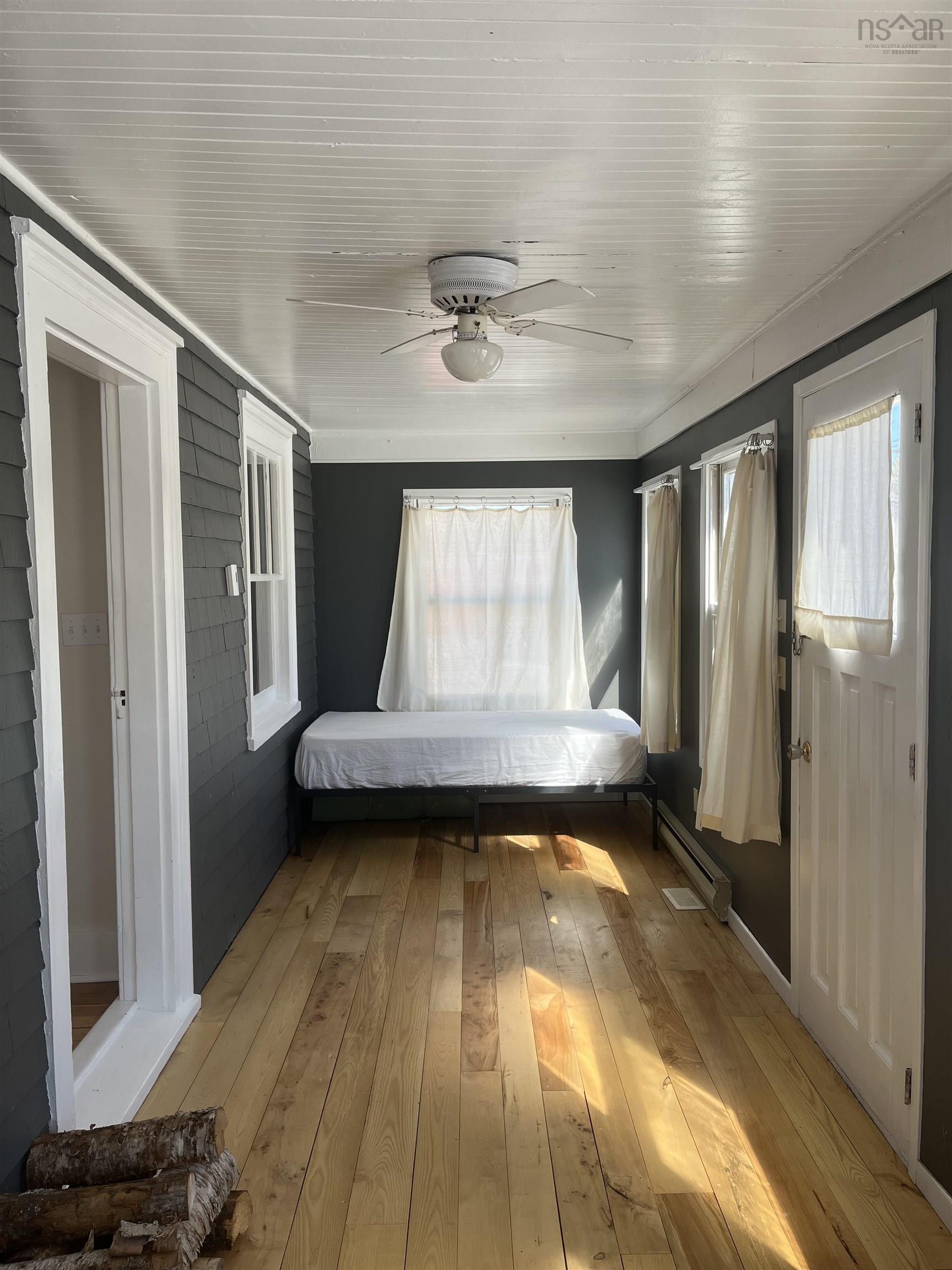 $299,900.00: 120 Old Port Mouton Road, Liverpool