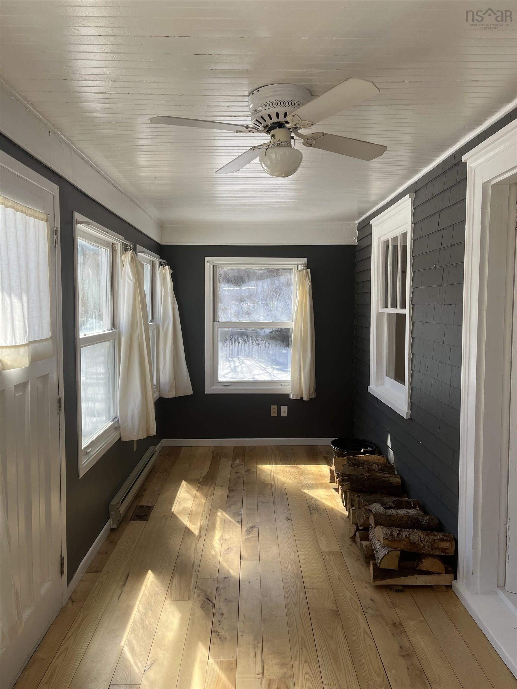 $299,900.00: 120 Old Port Mouton Road, Liverpool