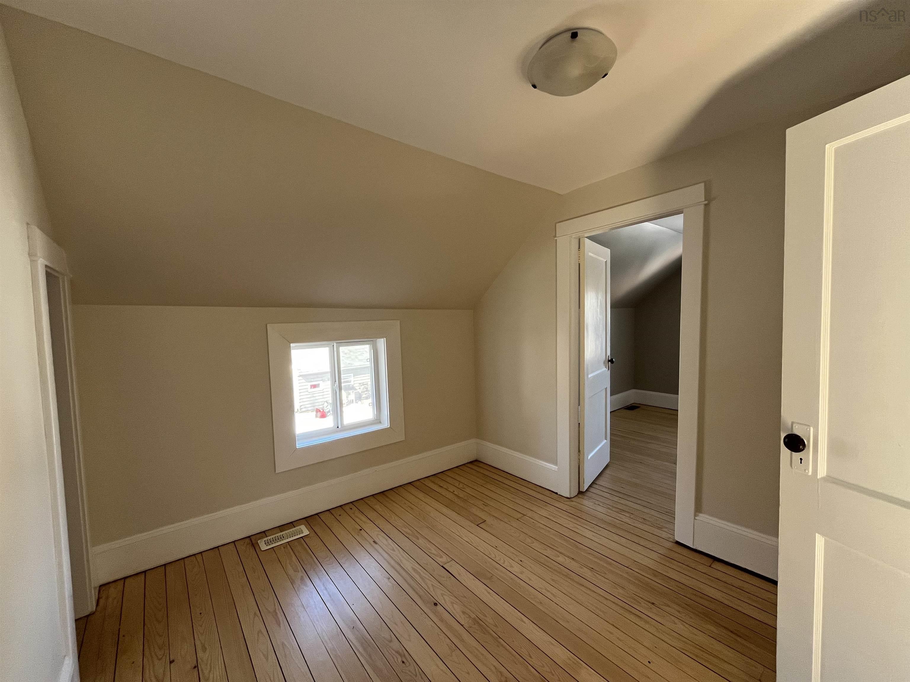 $299,900.00: 120 Old Port Mouton Road, Liverpool