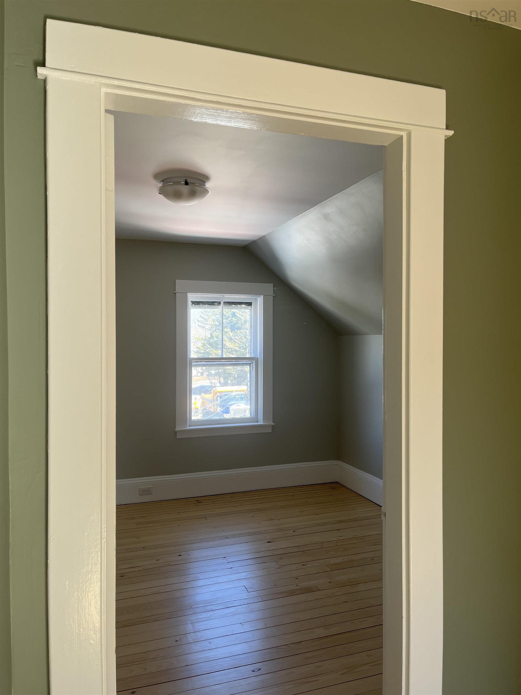 $299,900.00: 120 Old Port Mouton Road, Liverpool