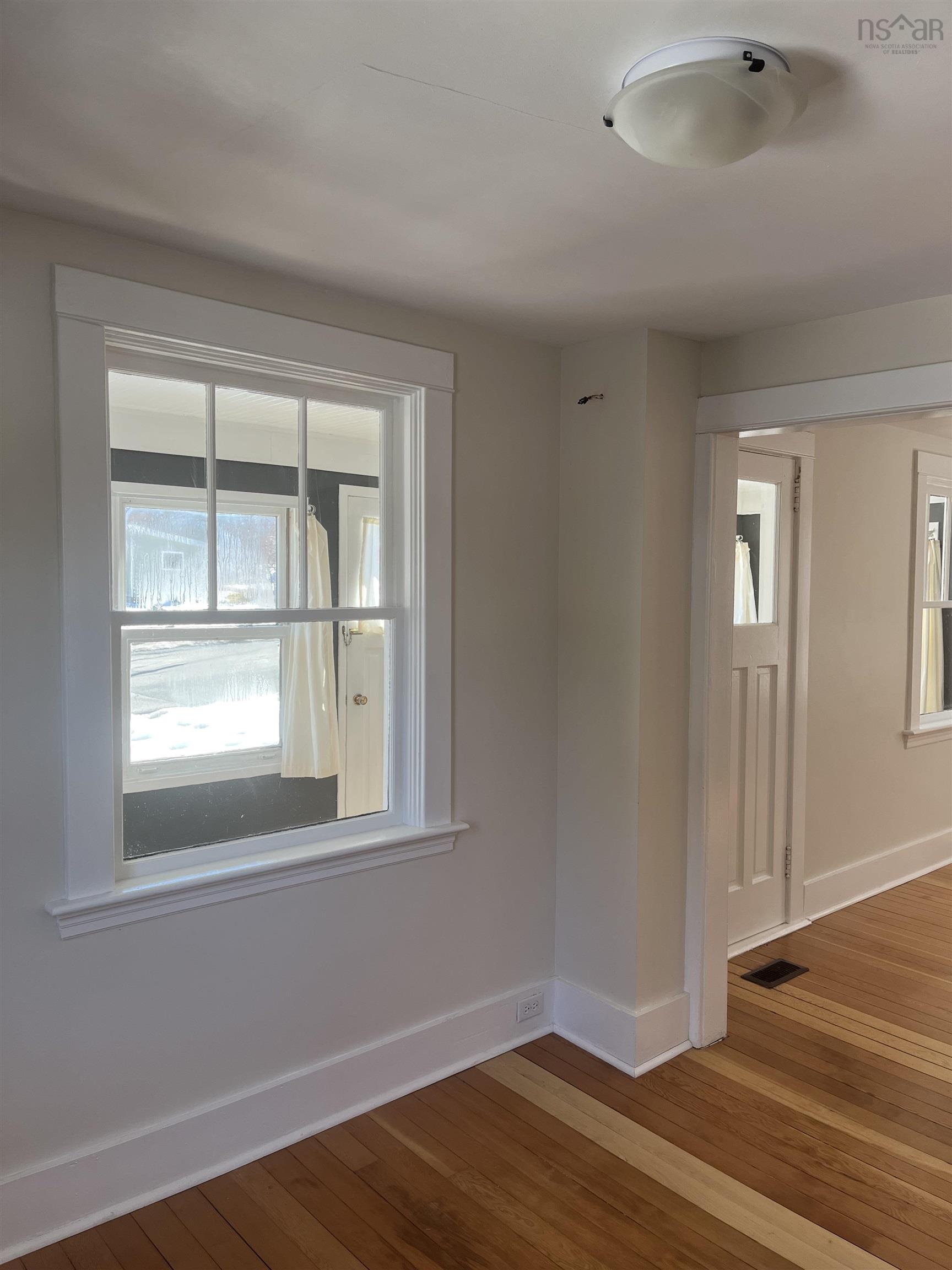 $299,900.00: 120 Old Port Mouton Road, Liverpool