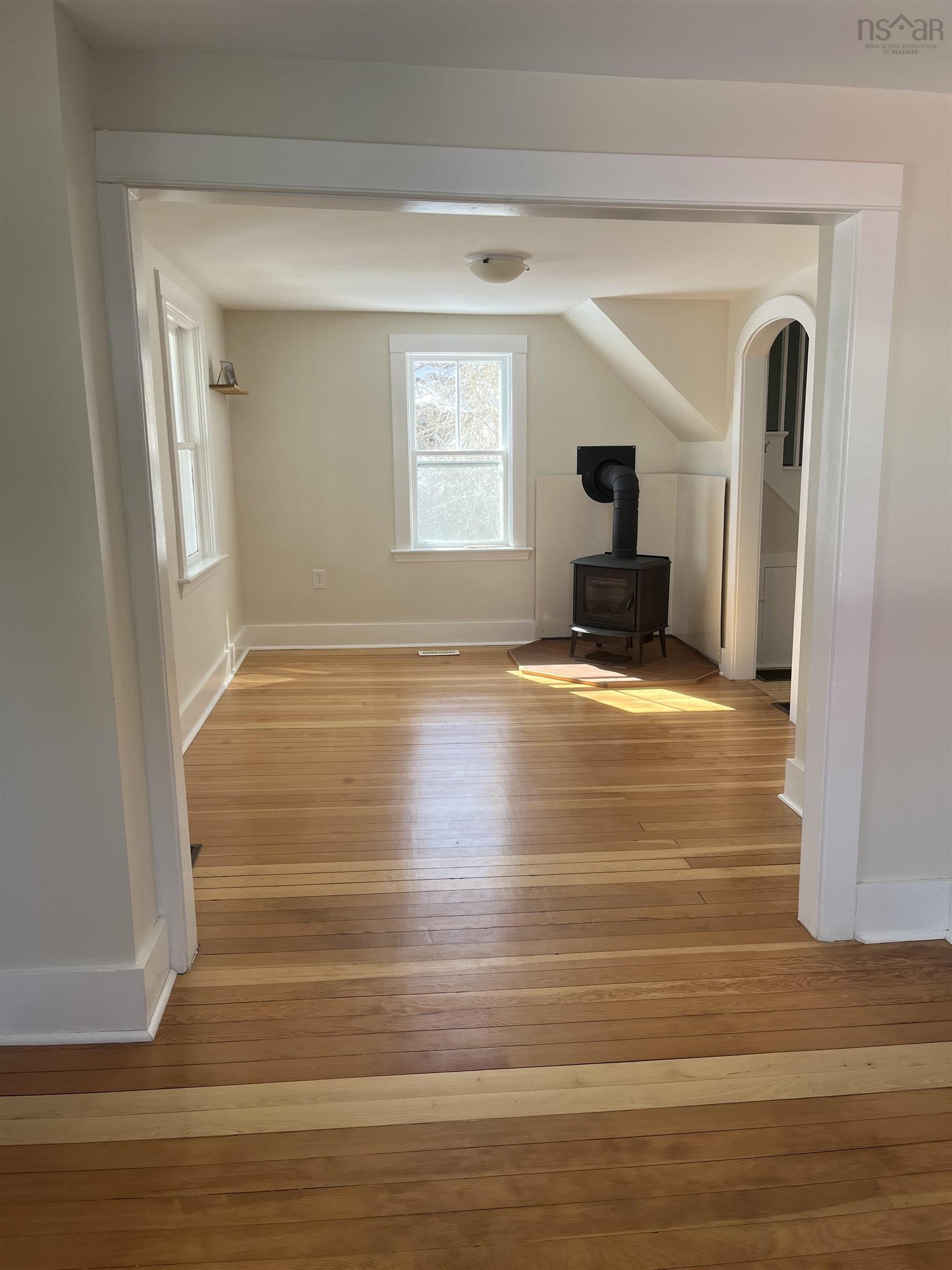 $299,900.00: 120 Old Port Mouton Road, Liverpool