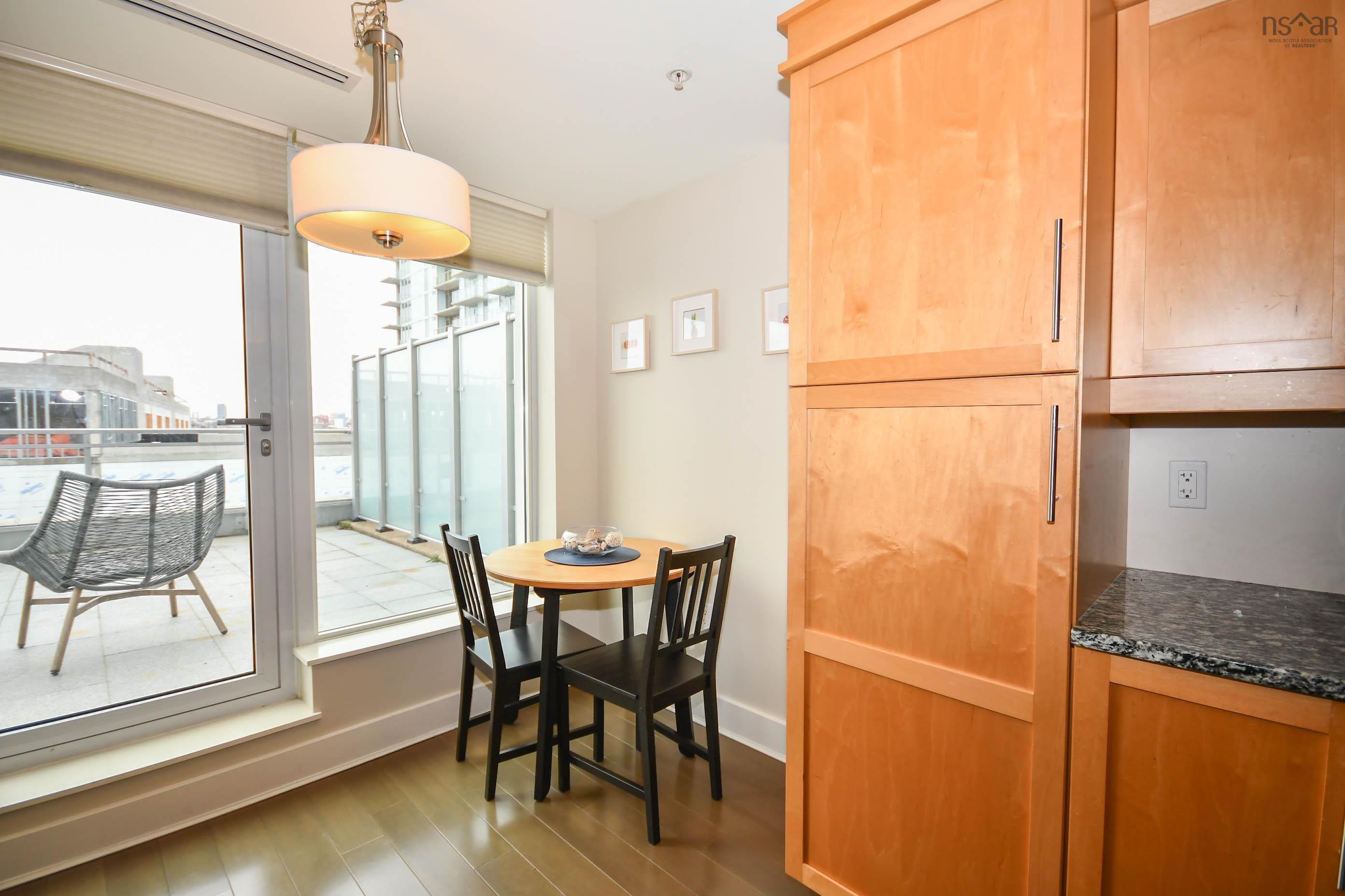 $444,900.00: 405 31 Kings Wharf Place, Dartmouth