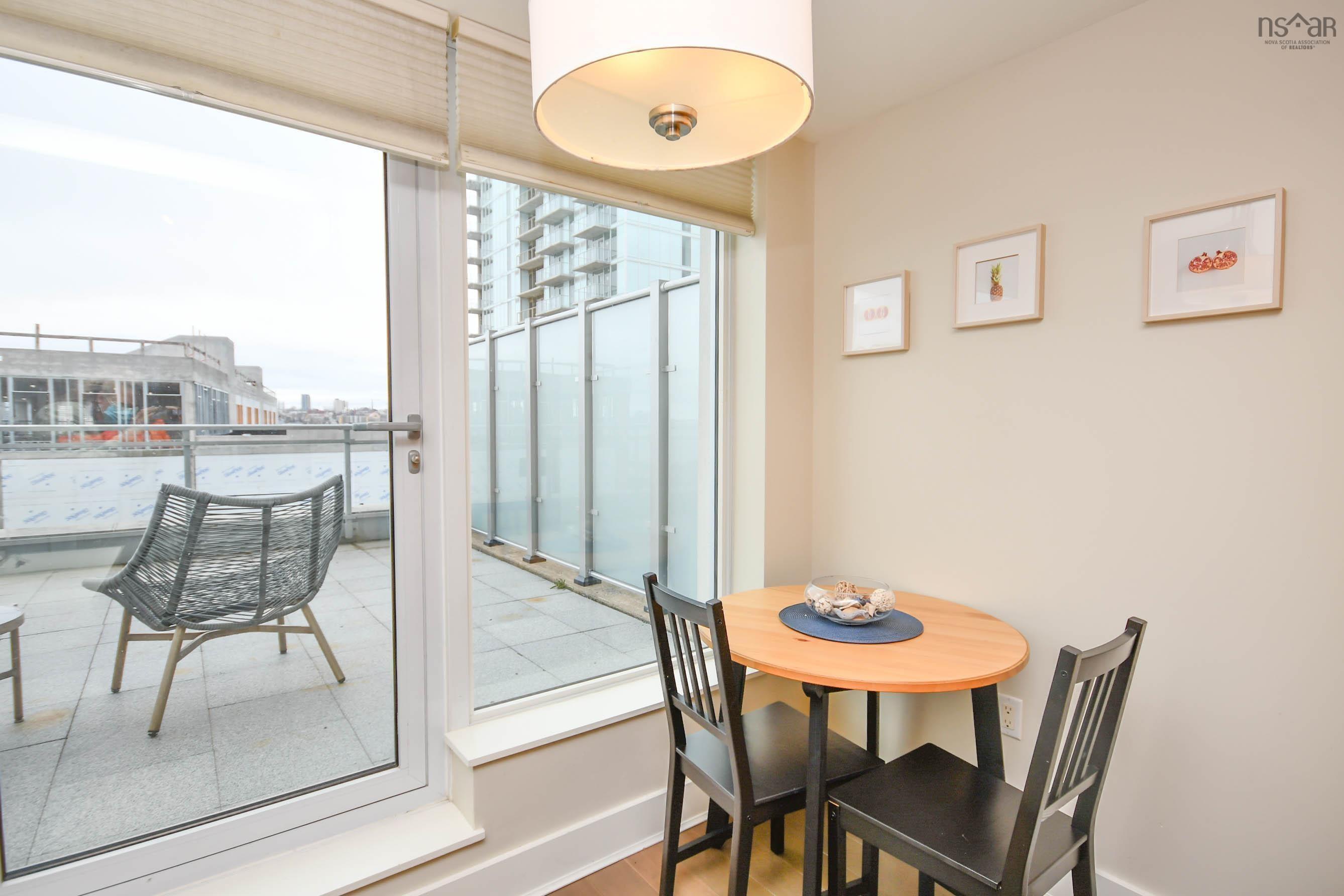 $444,900.00: 405 31 Kings Wharf Place, Dartmouth