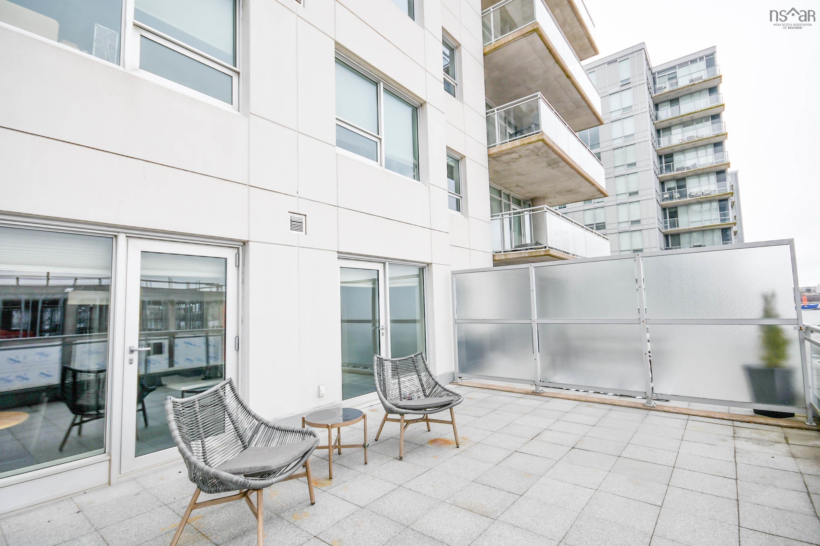 $444,900.00: 405 31 Kings Wharf Place, Dartmouth