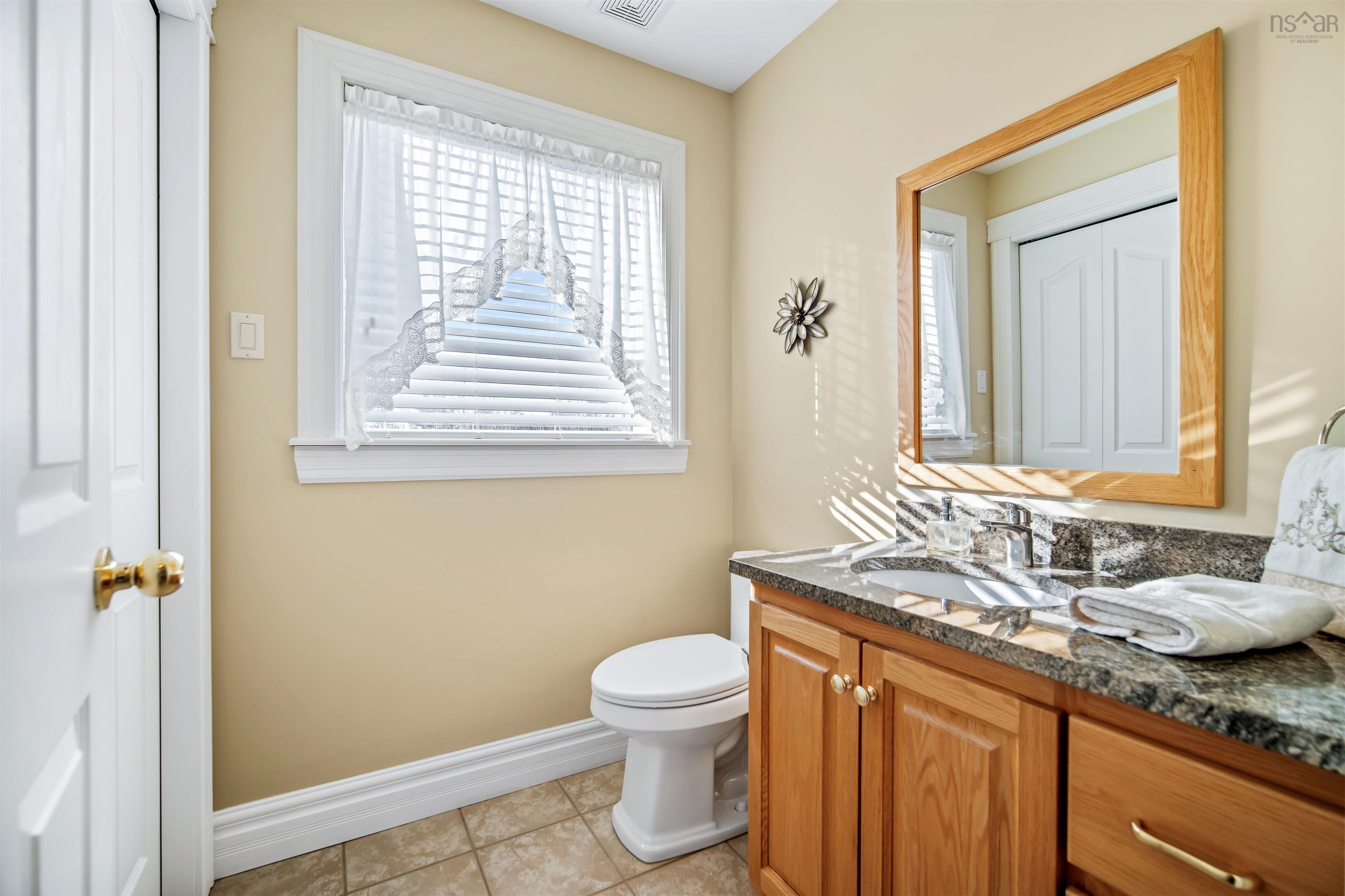 $759,900.00: 677 Westwood Boulevard, Upper Tantallon