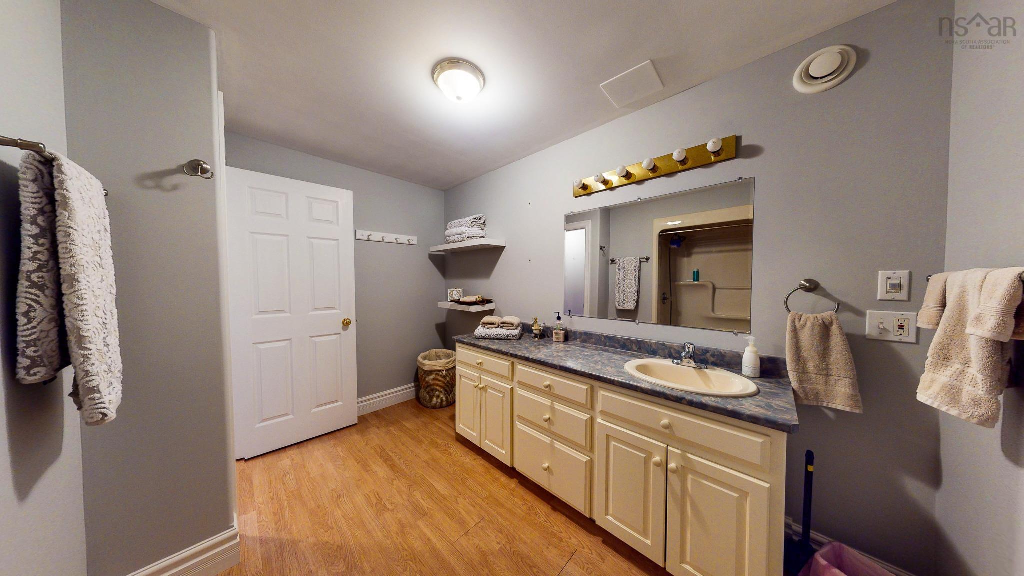 $999,000.00: 1153 Lockhart Mountain Road, Coldbrook