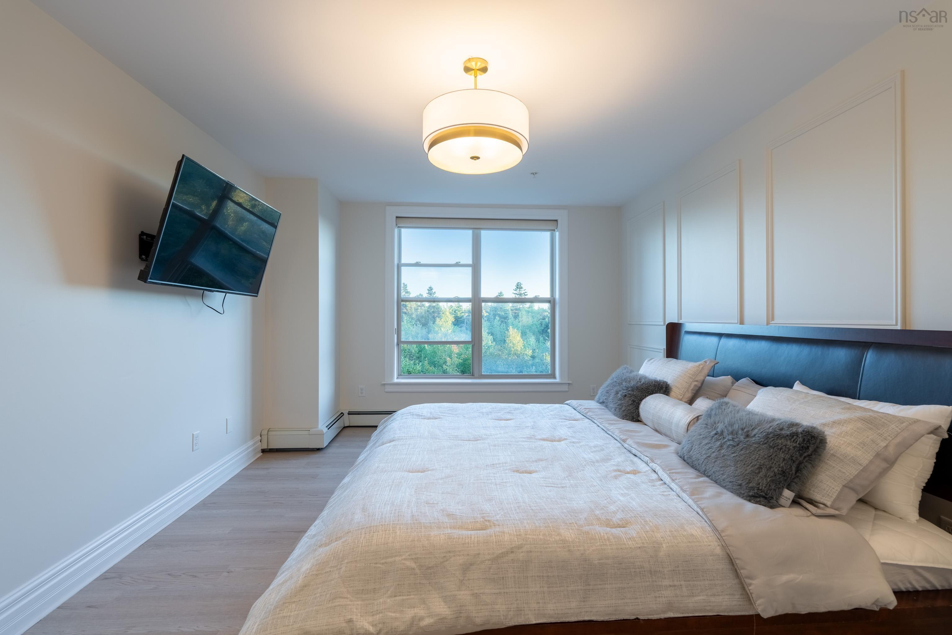 $565,000.00: 207 89 Pebblecreek Crescent, Dartmouth