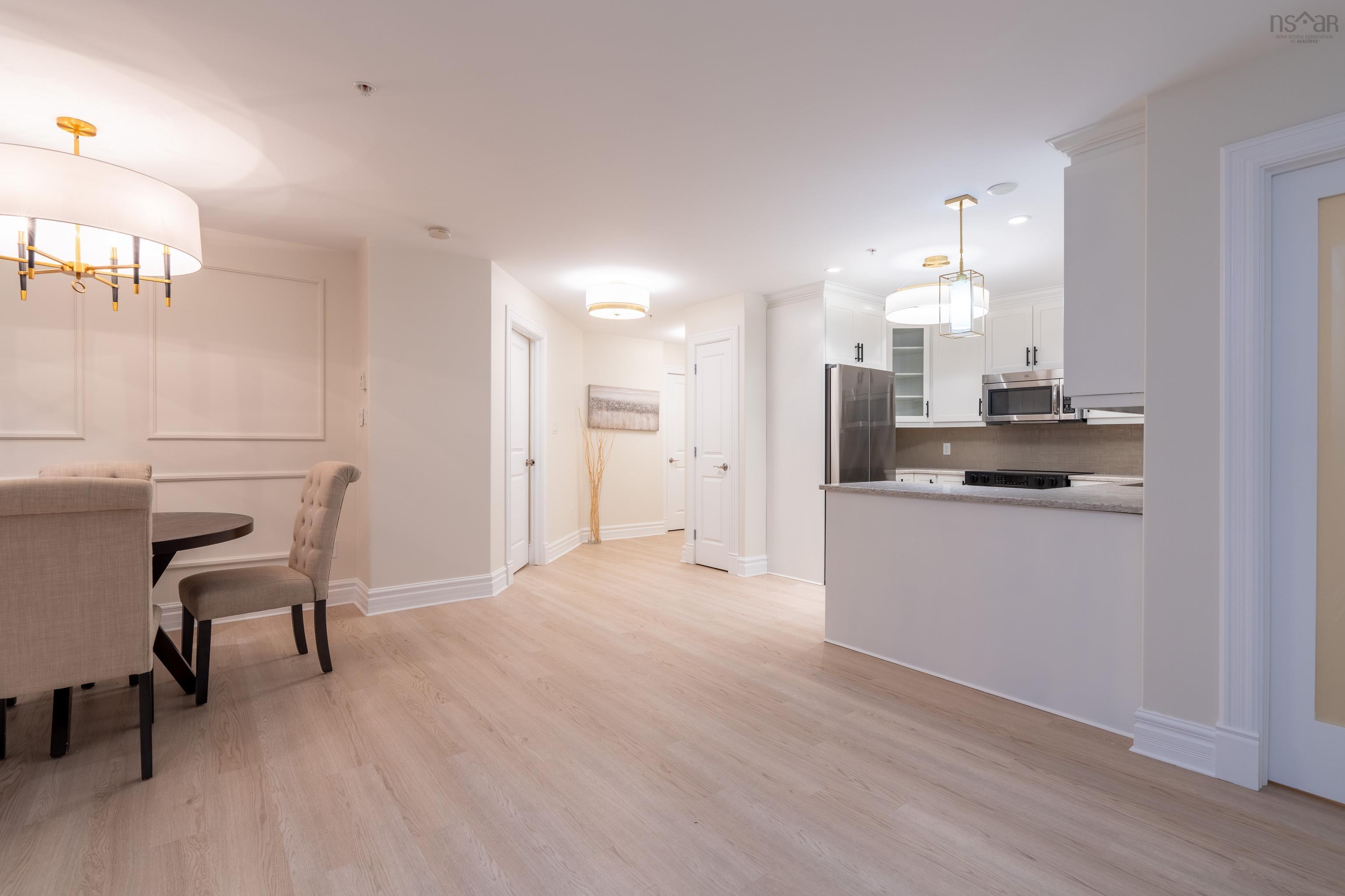 $565,000.00: 207 89 Pebblecreek Crescent, Dartmouth