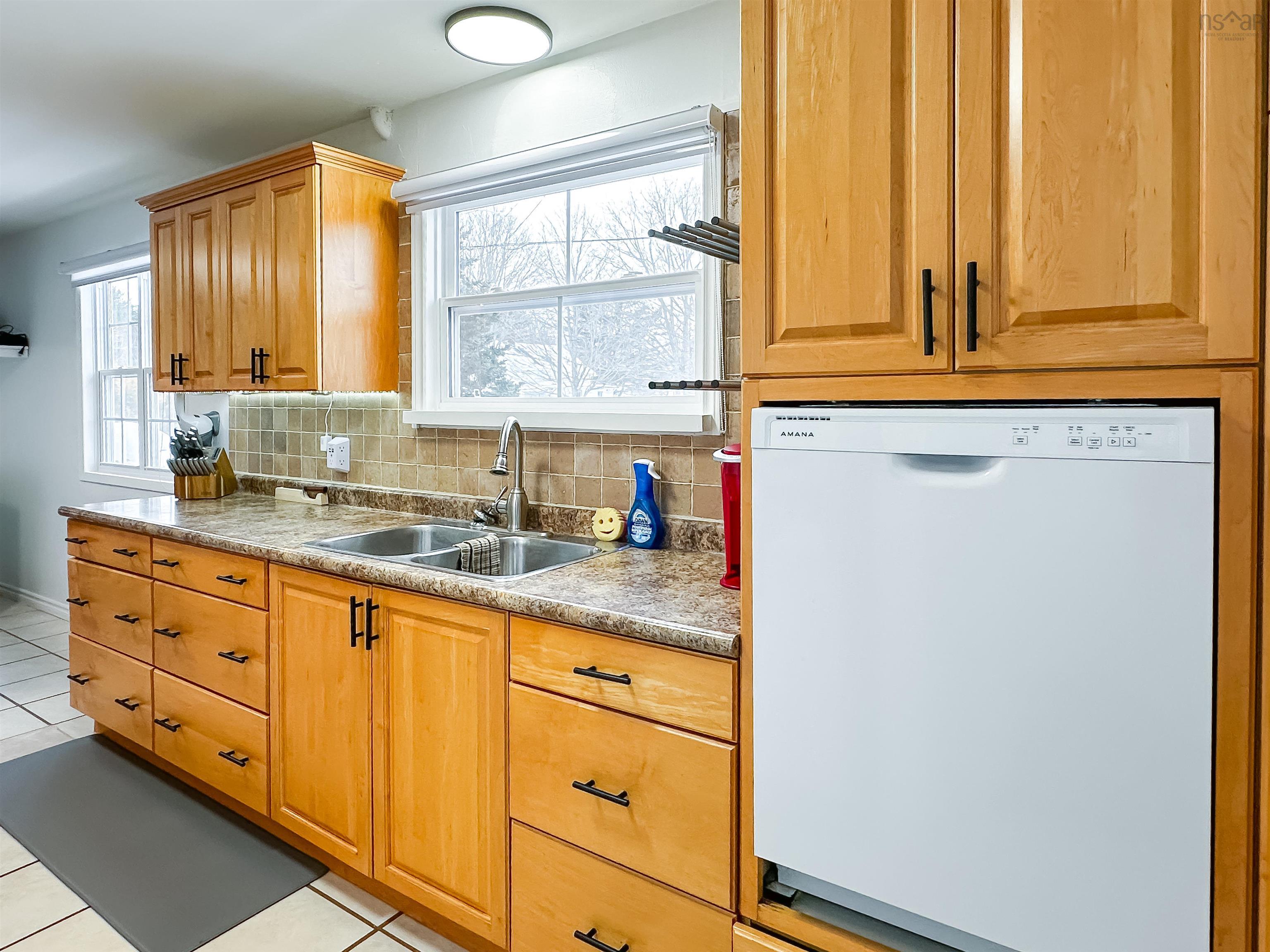 $399,900.00: 352 Moody Court, Kingston