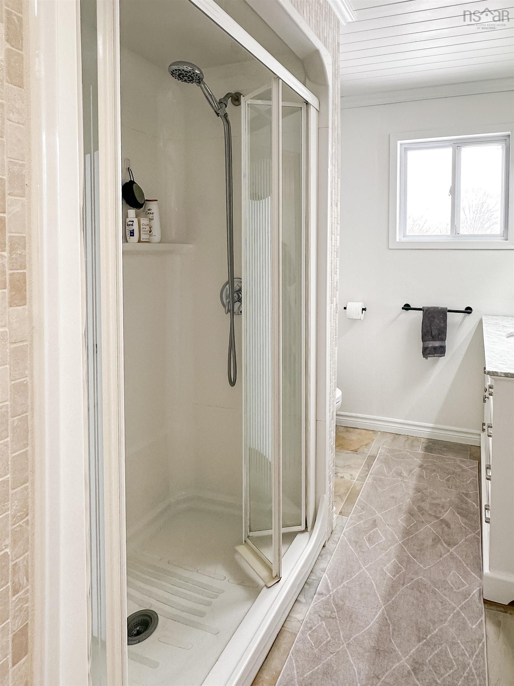 $399,900.00: 352 Moody Court, Kingston