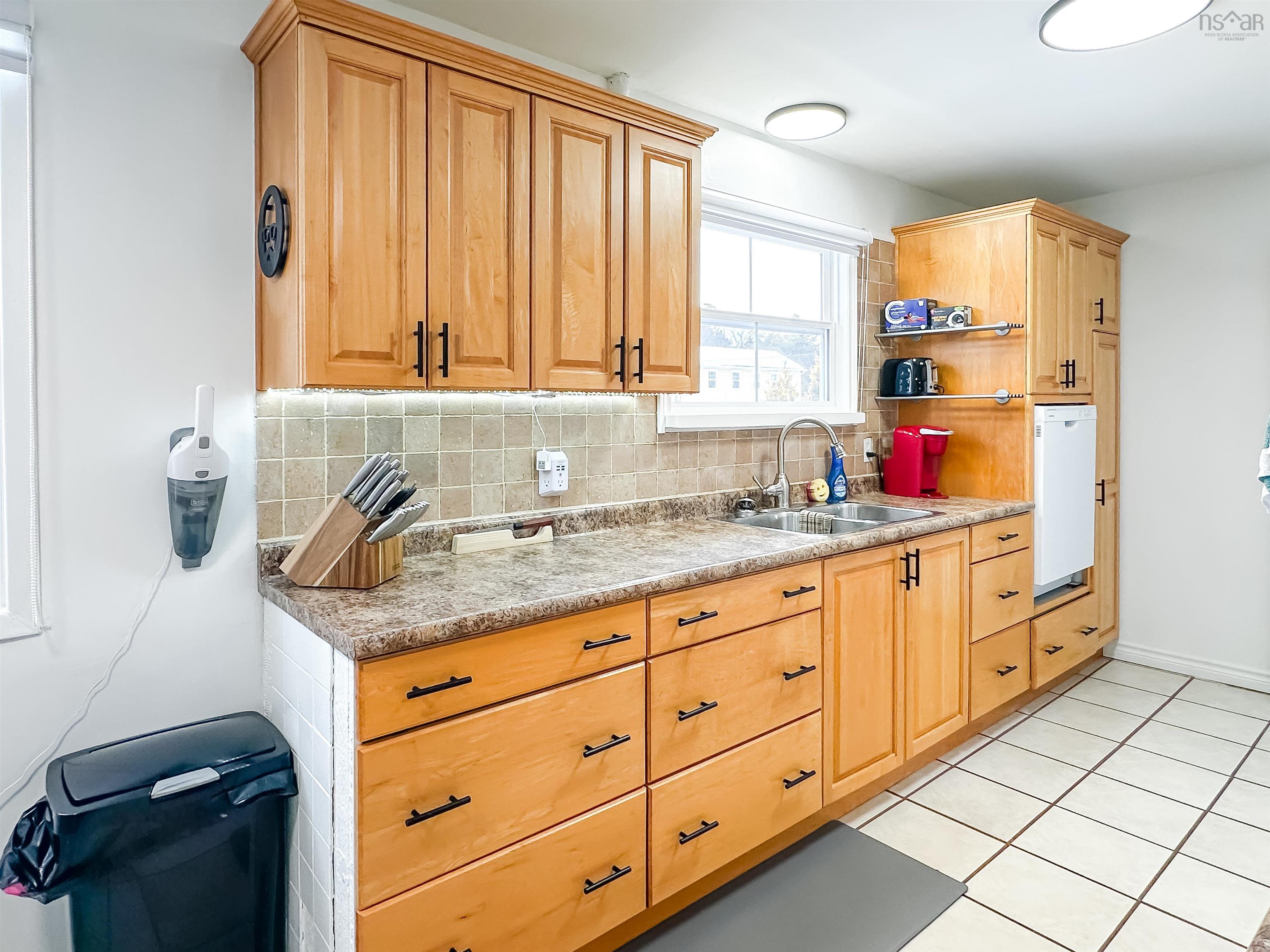 $399,900.00: 352 Moody Court, Kingston